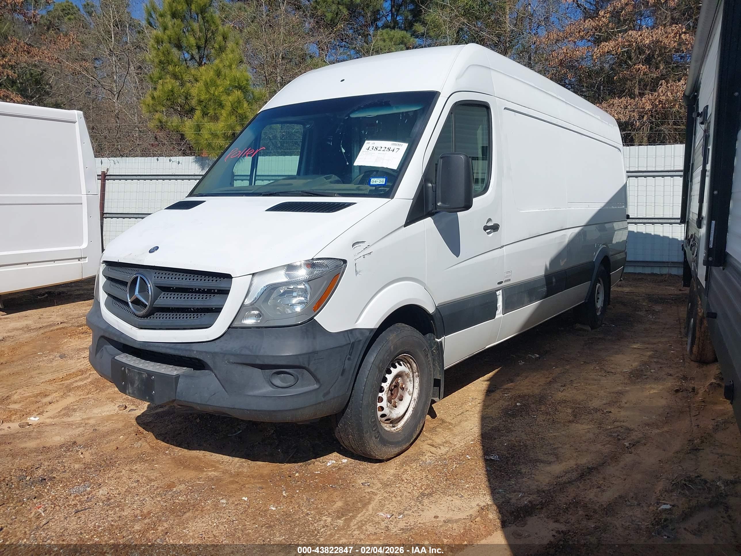 MERCEDES-BENZ SPRINTER image 2
