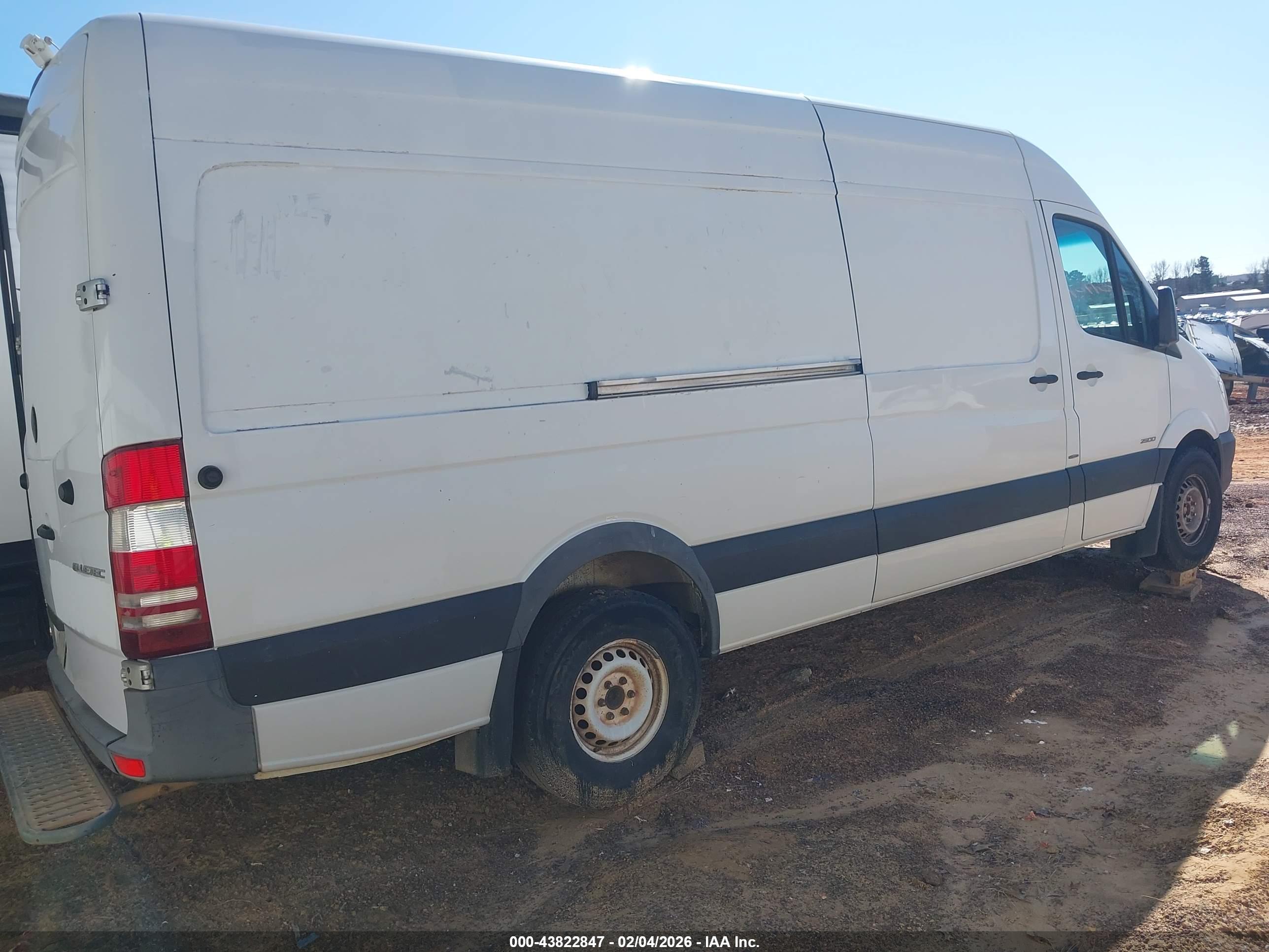 MERCEDES-BENZ SPRINTER image 4