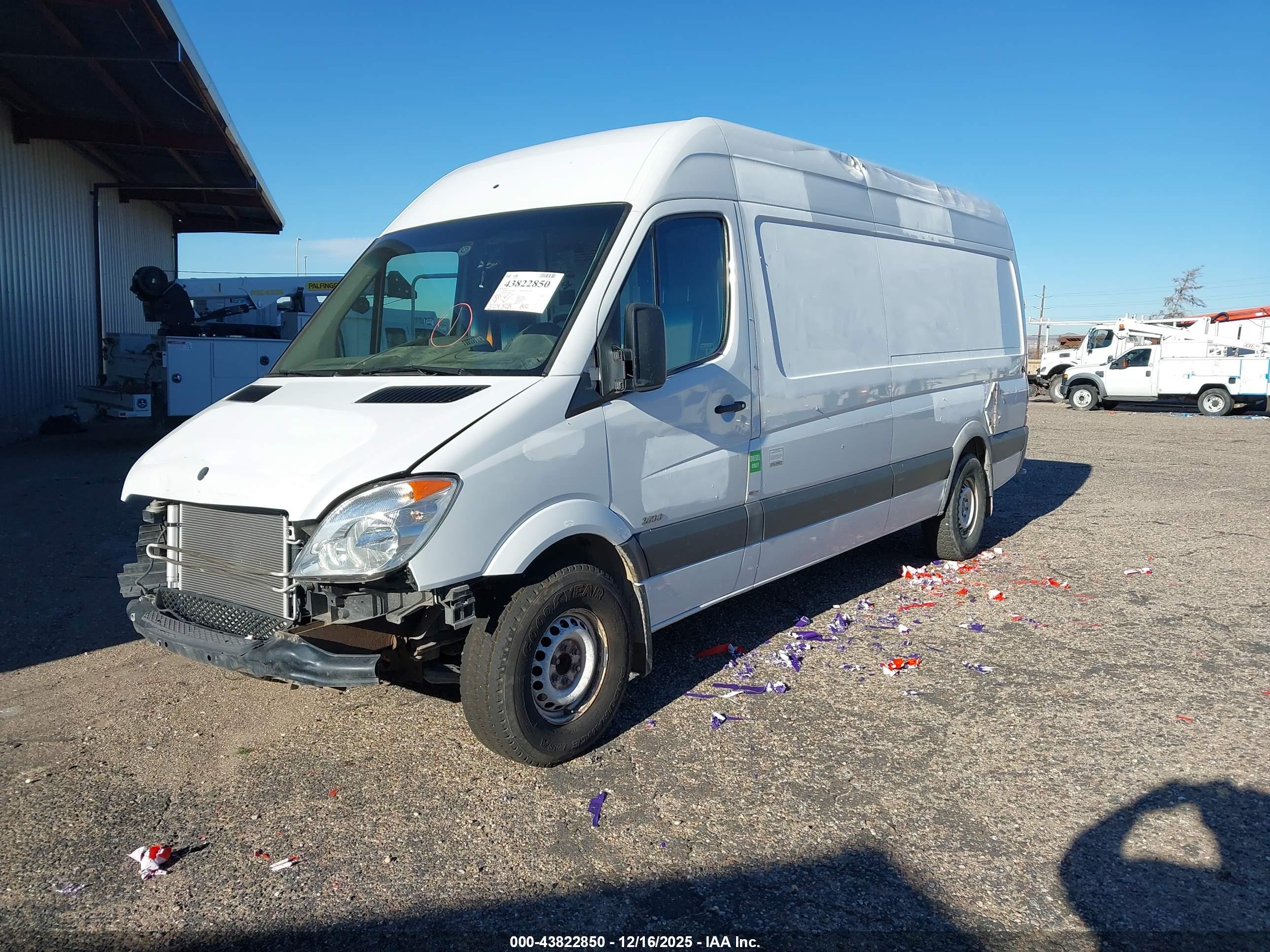 MERCEDES-BENZ SPRINTER image 2