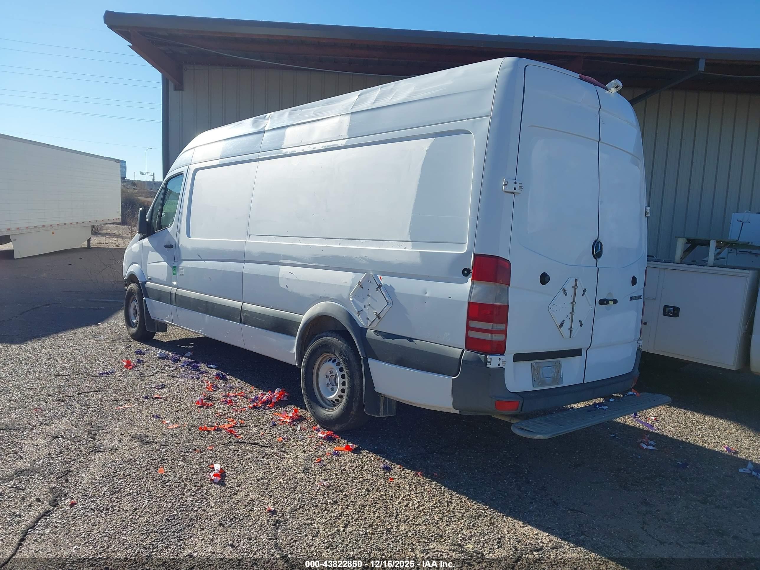 MERCEDES-BENZ SPRINTER image 3