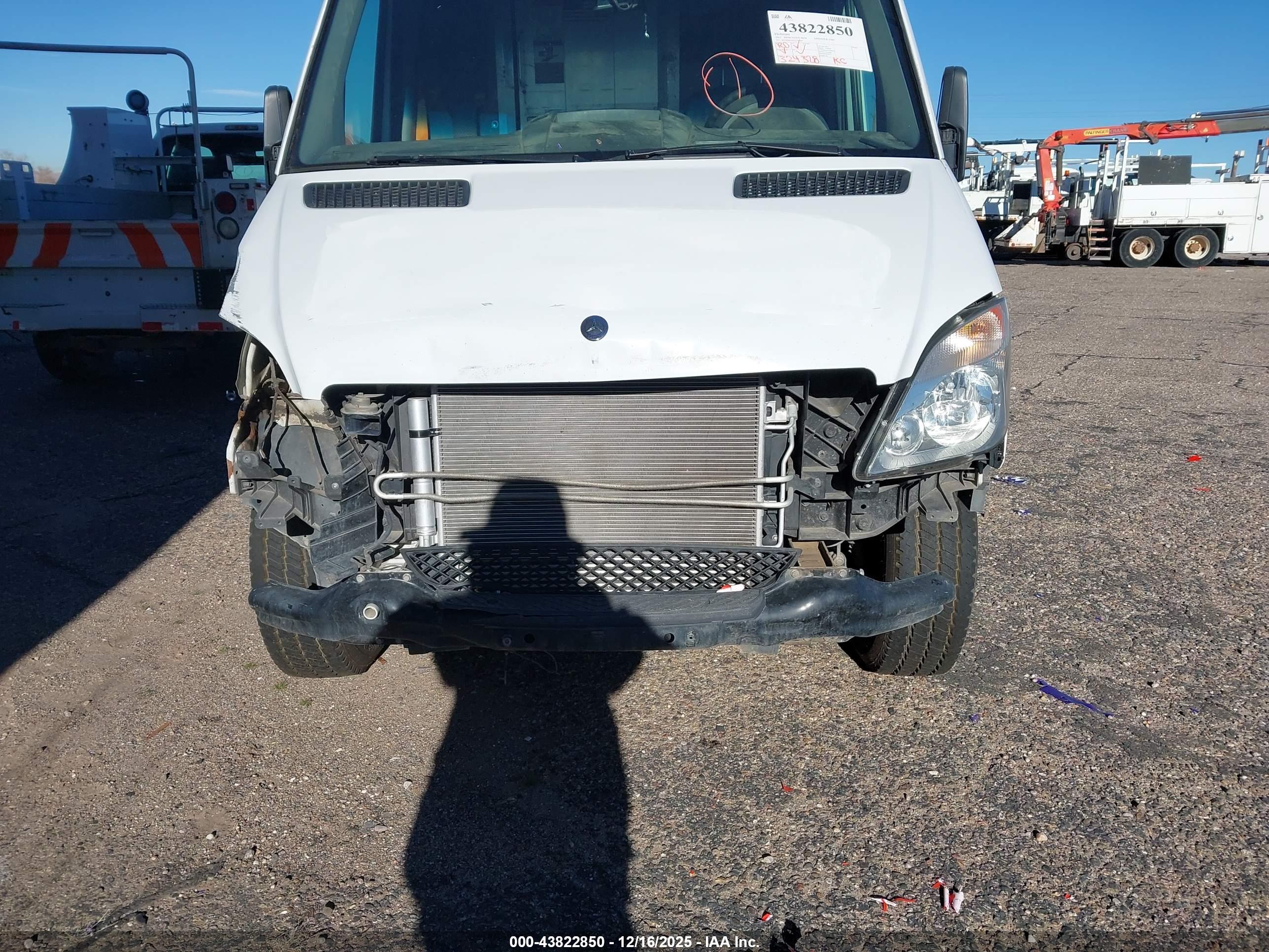 MERCEDES-BENZ SPRINTER image 6