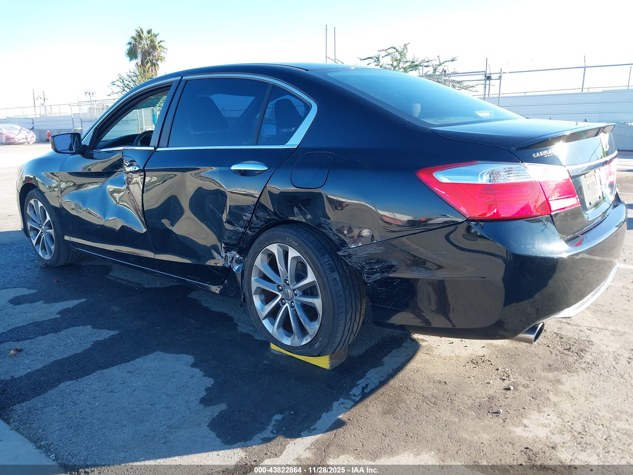 HONDA ACCORD image 3