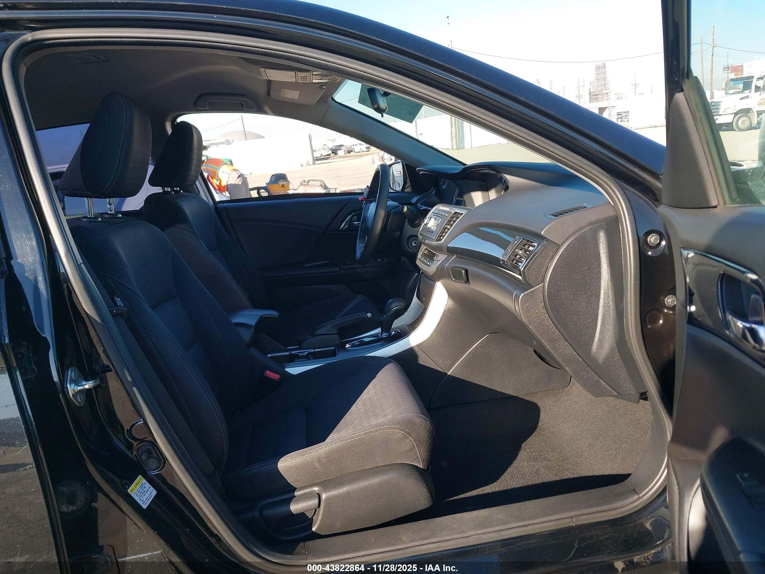 HONDA ACCORD image 5
