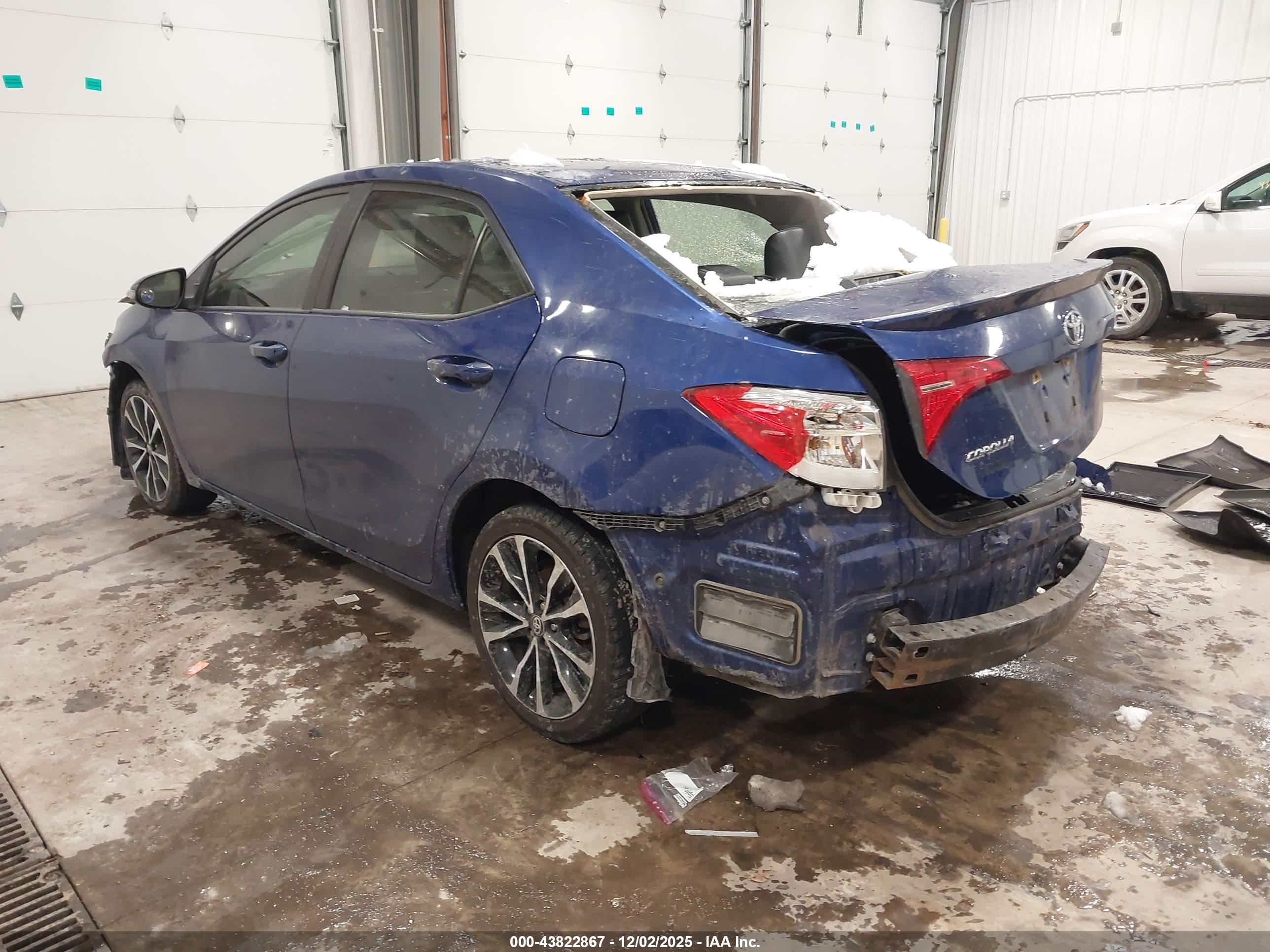 TOYOTA COROLLA image 3
