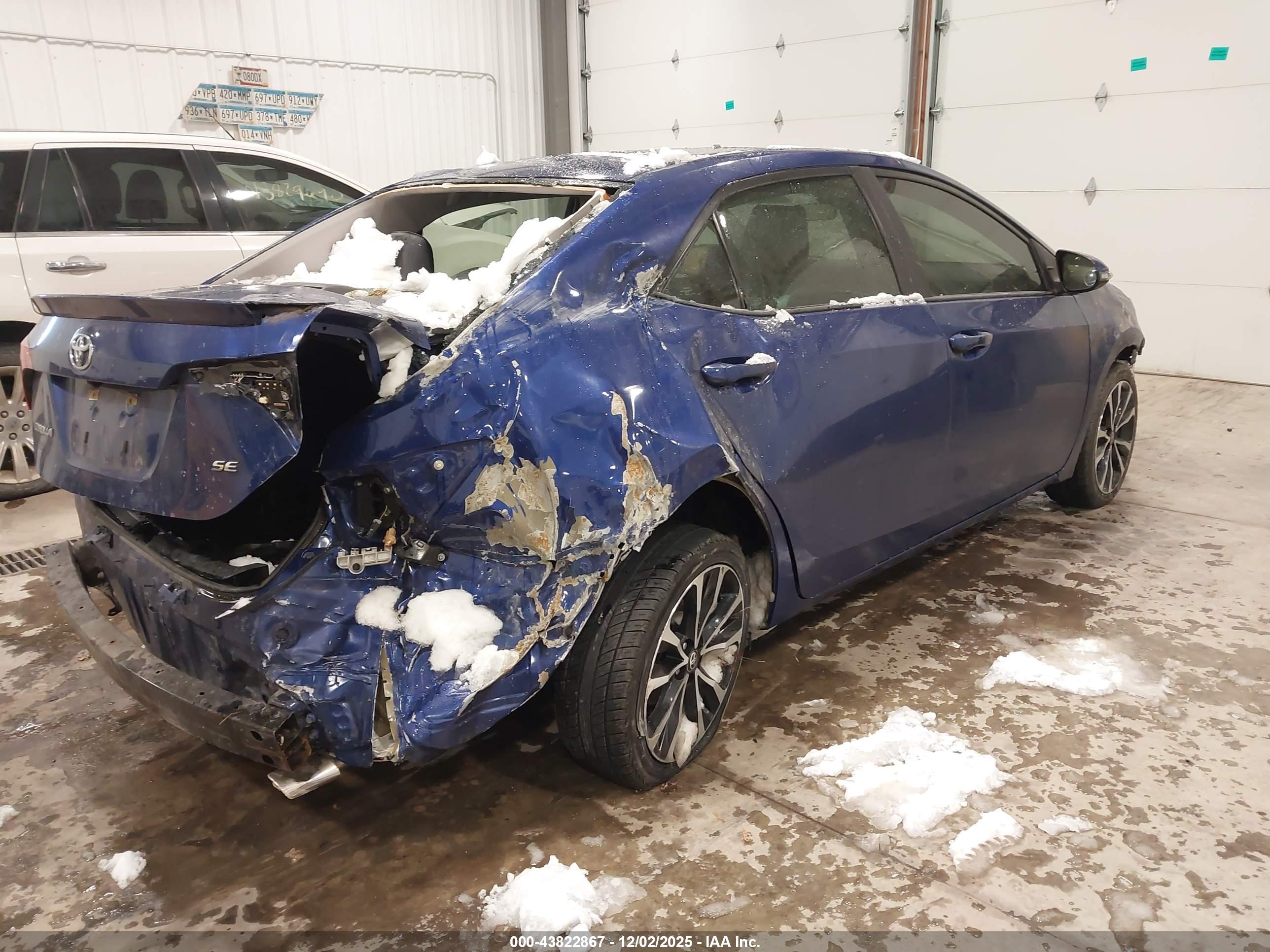 TOYOTA COROLLA image 4