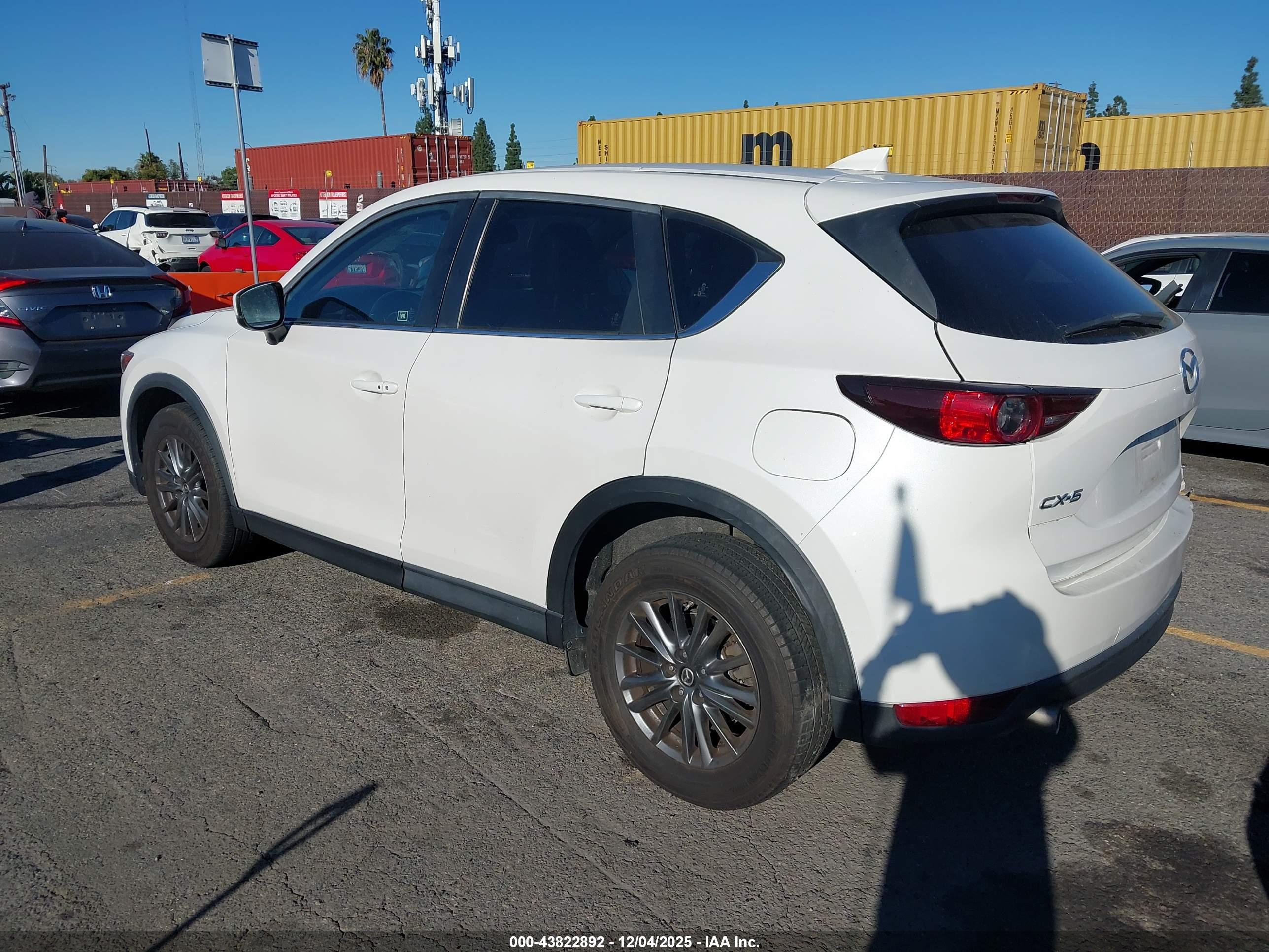 MAZDA CX-5 image 3