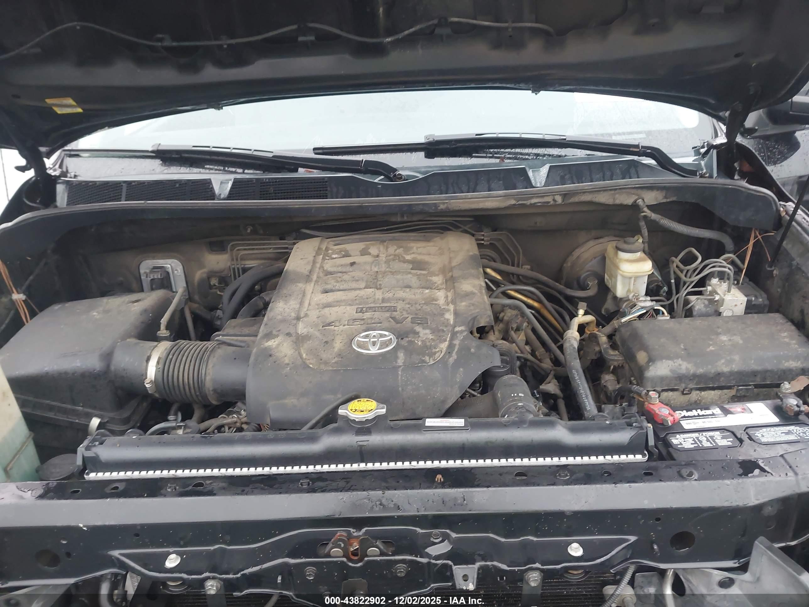 TOYOTA TUNDRA image 10