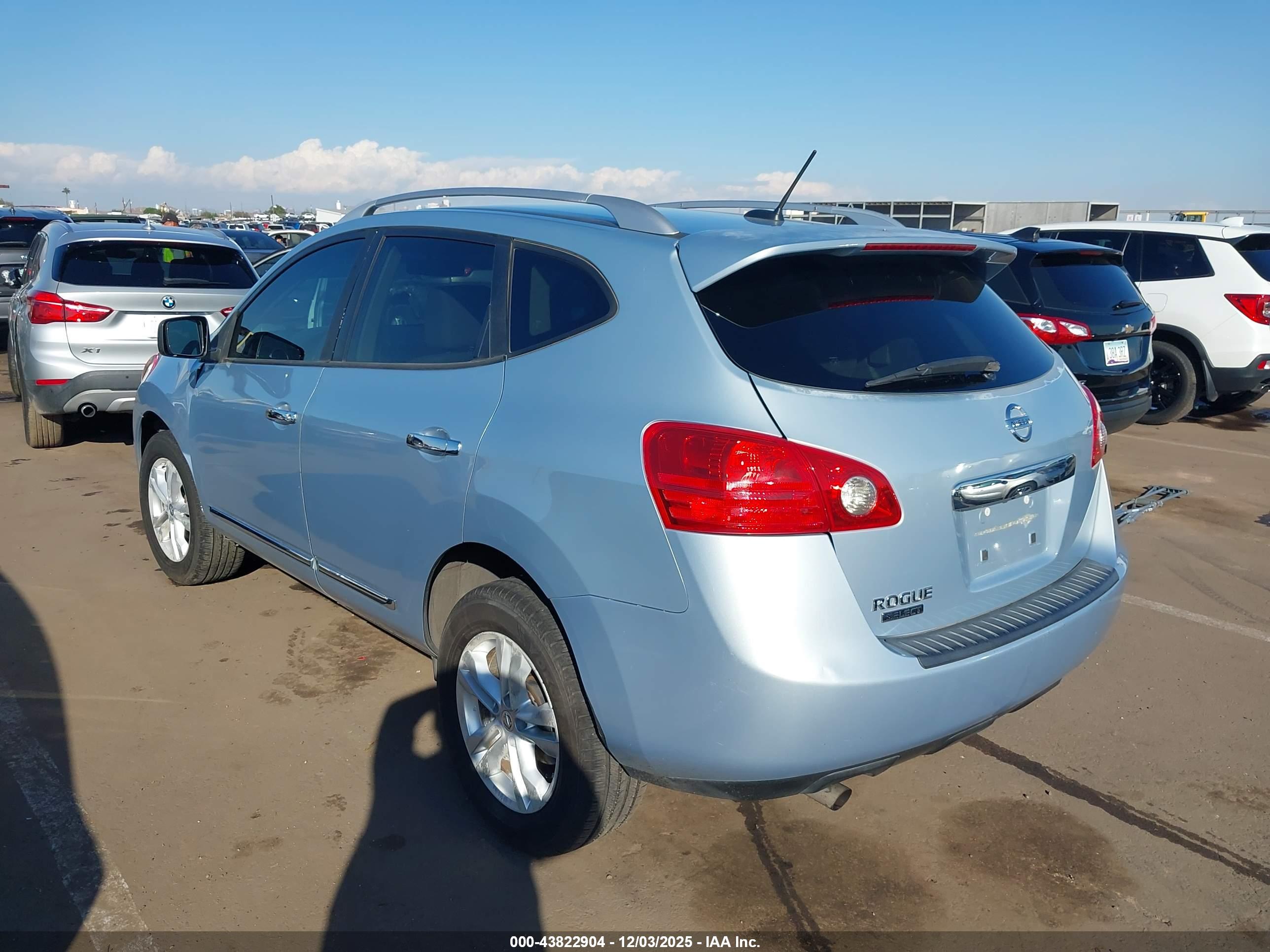 NISSAN ROGUE image 3