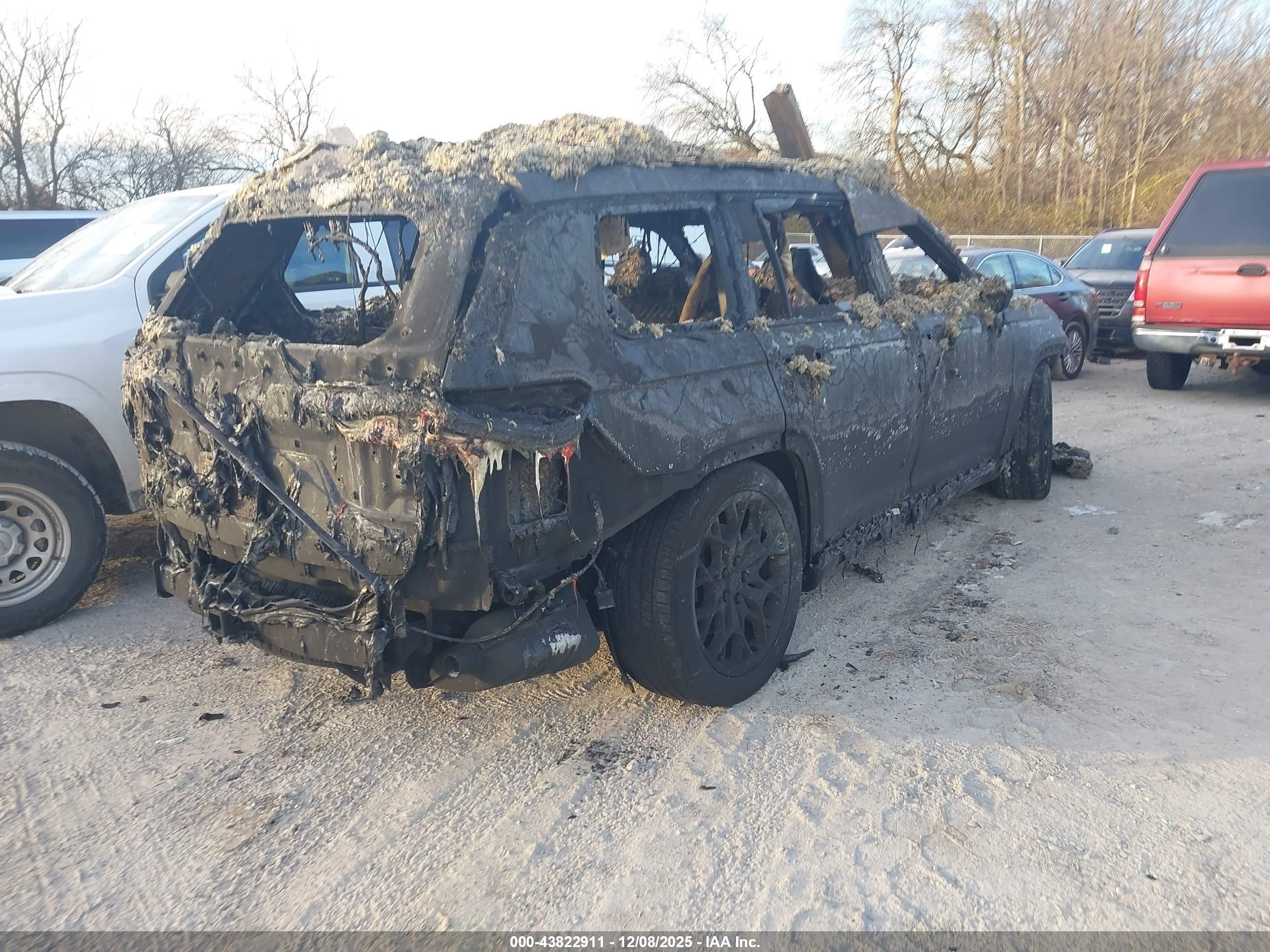 JEEP GRAND image 4