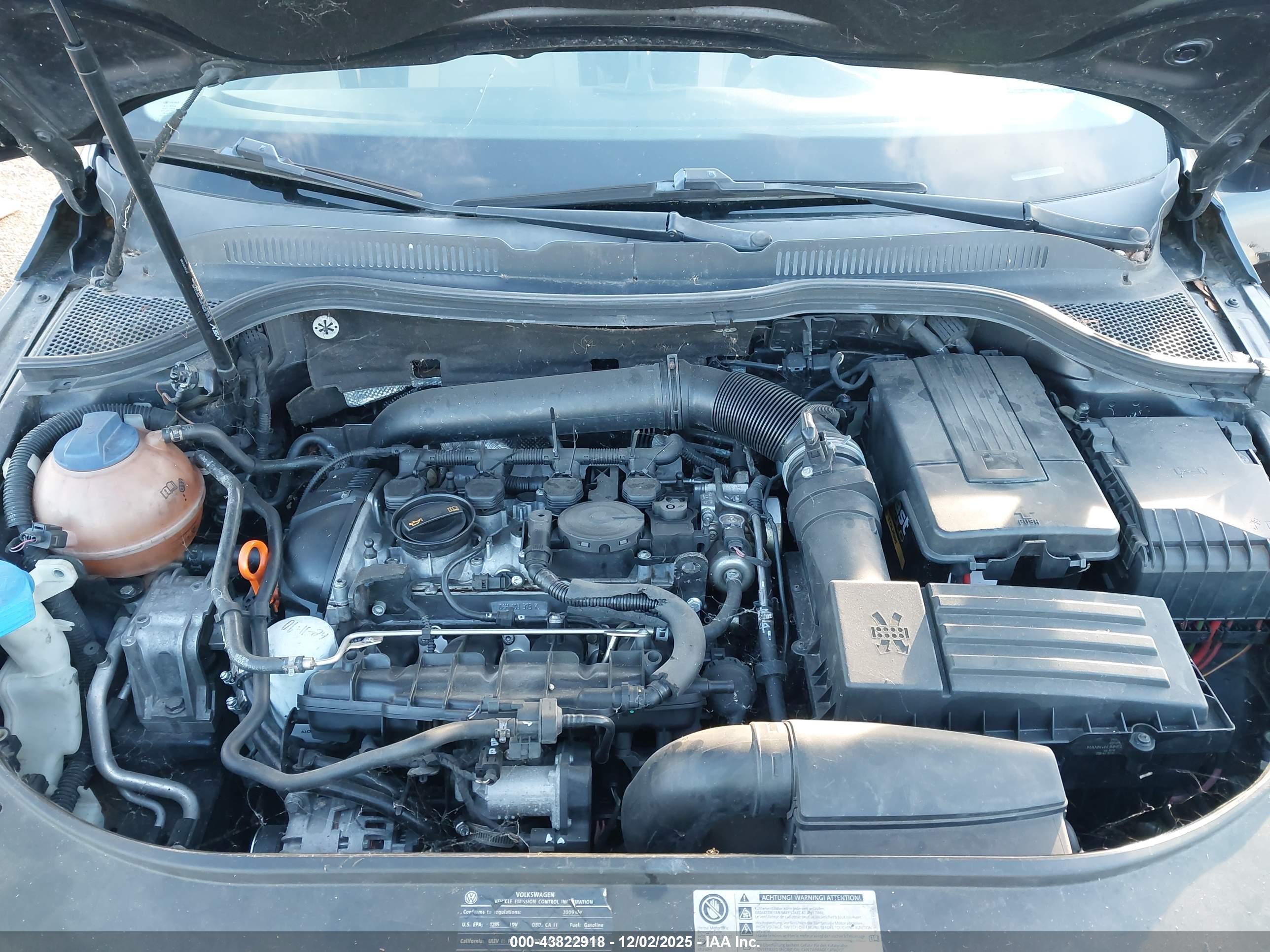 VOLKSWAGEN CC image 10
