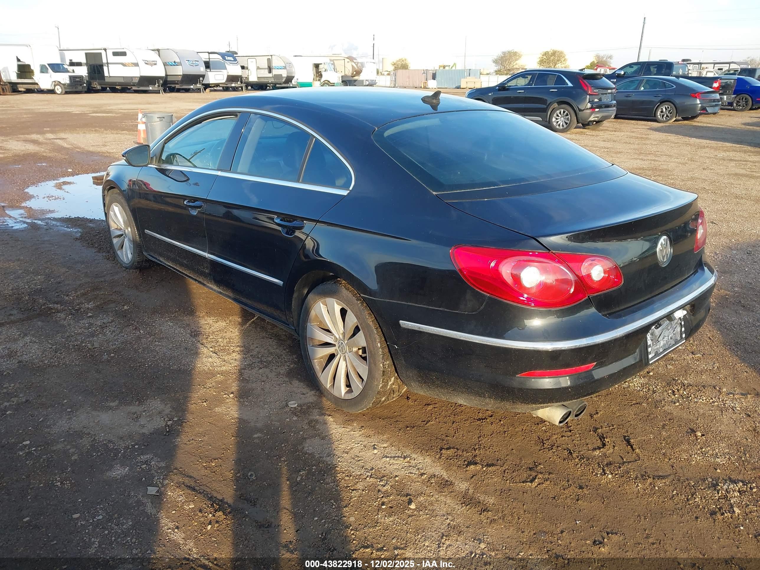VOLKSWAGEN CC image 3