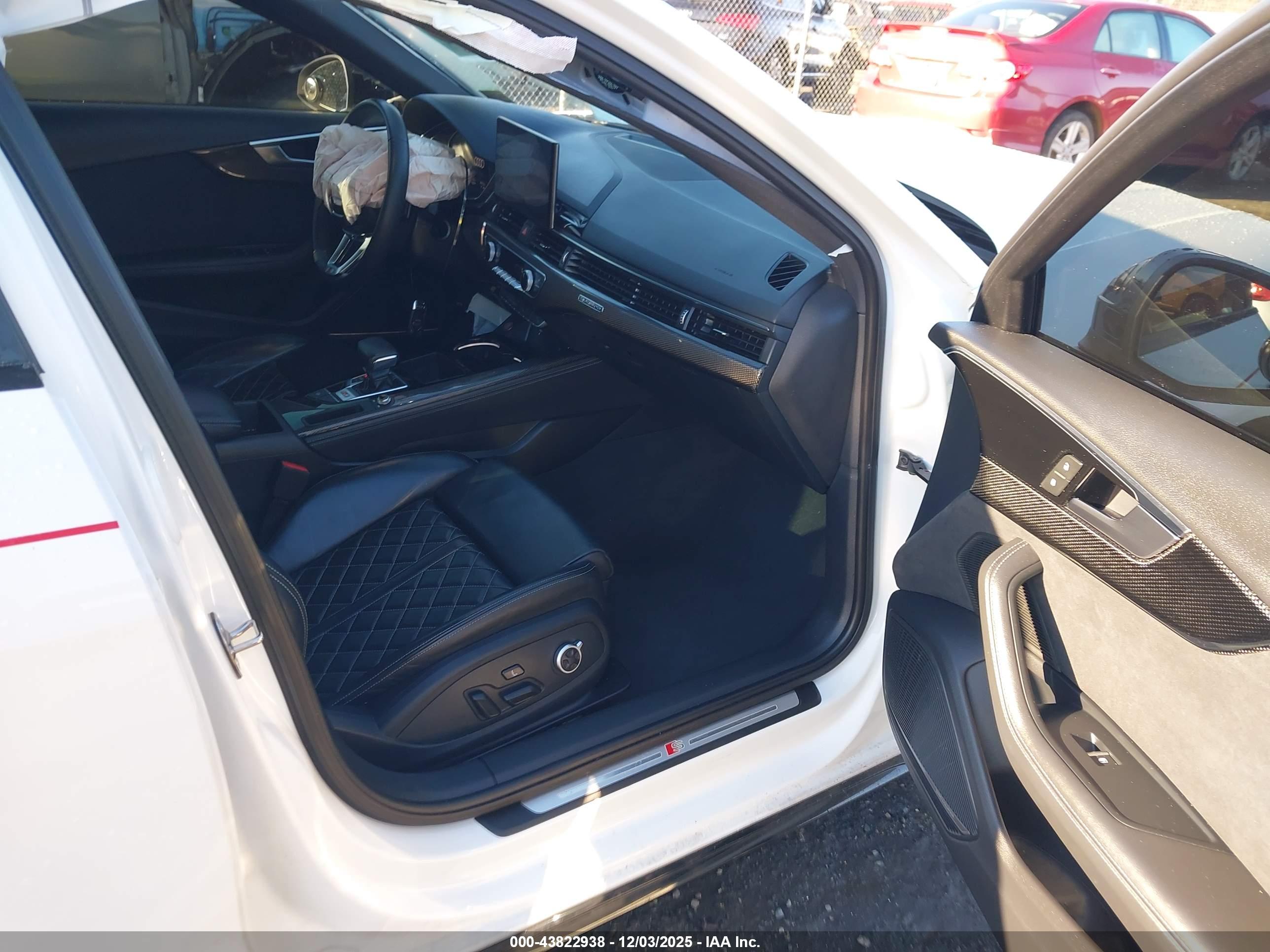 AUDI S4 image 5