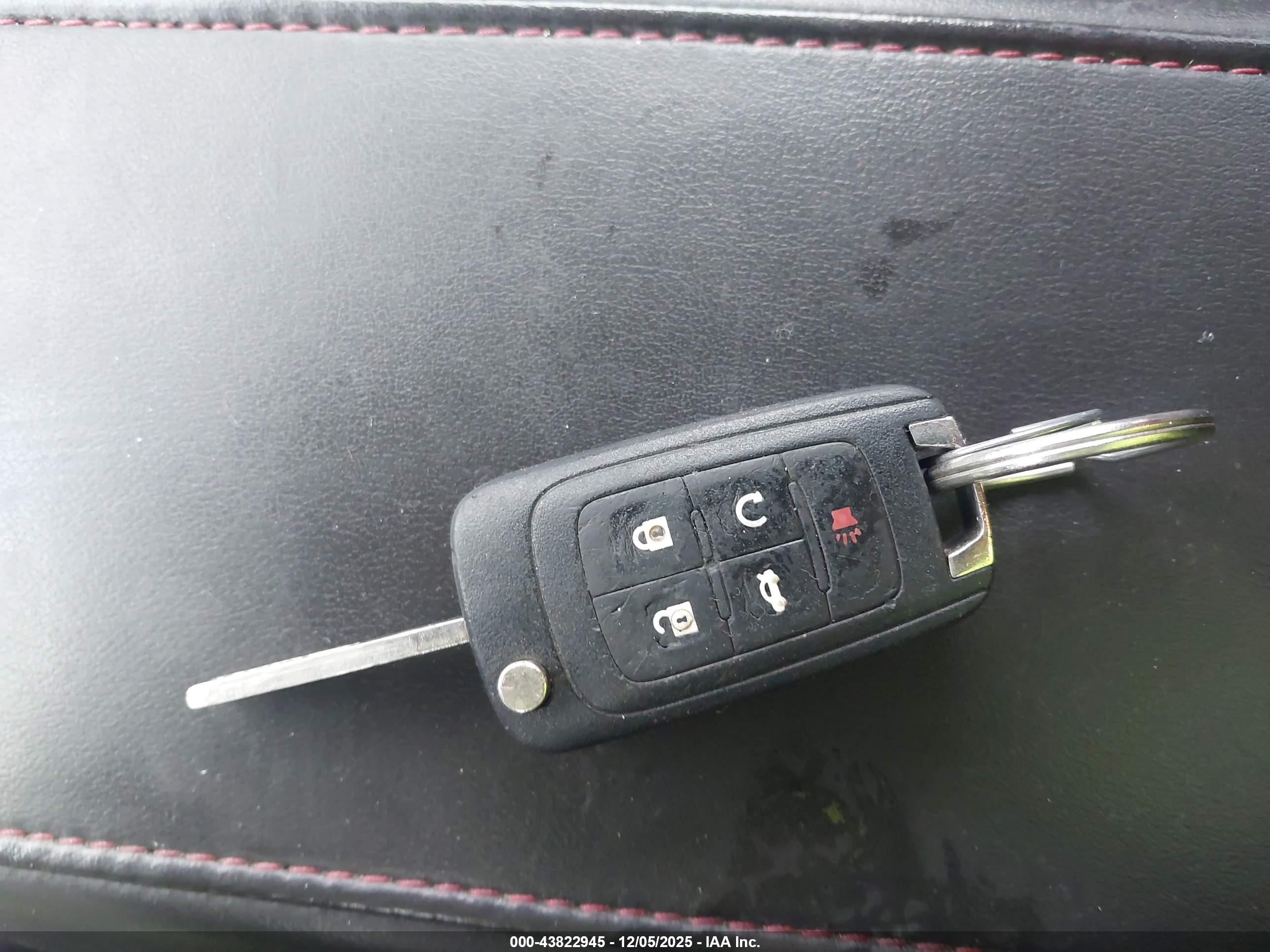 CHEVROLET EQUINOX image 11