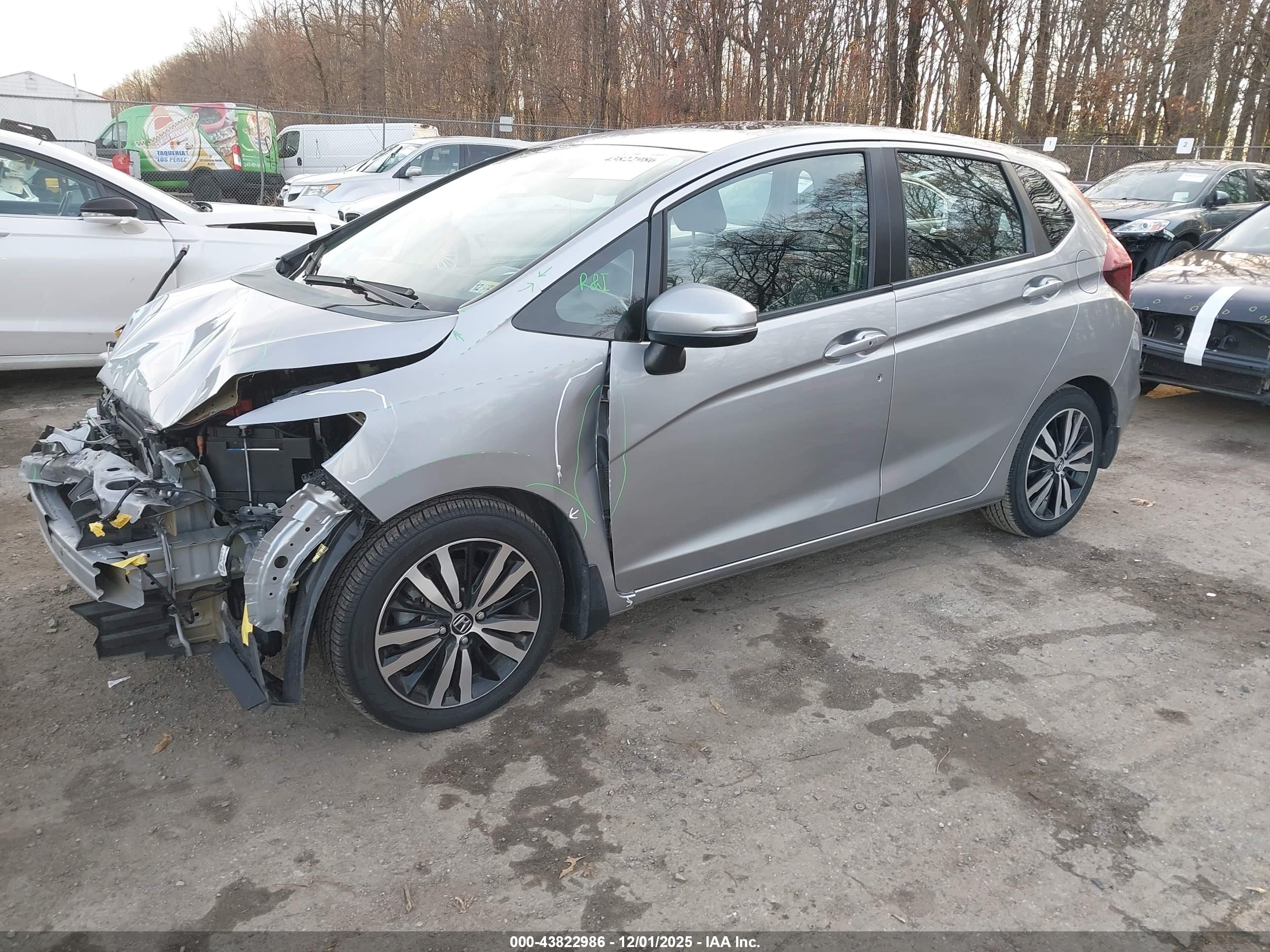 HONDA FIT image 2