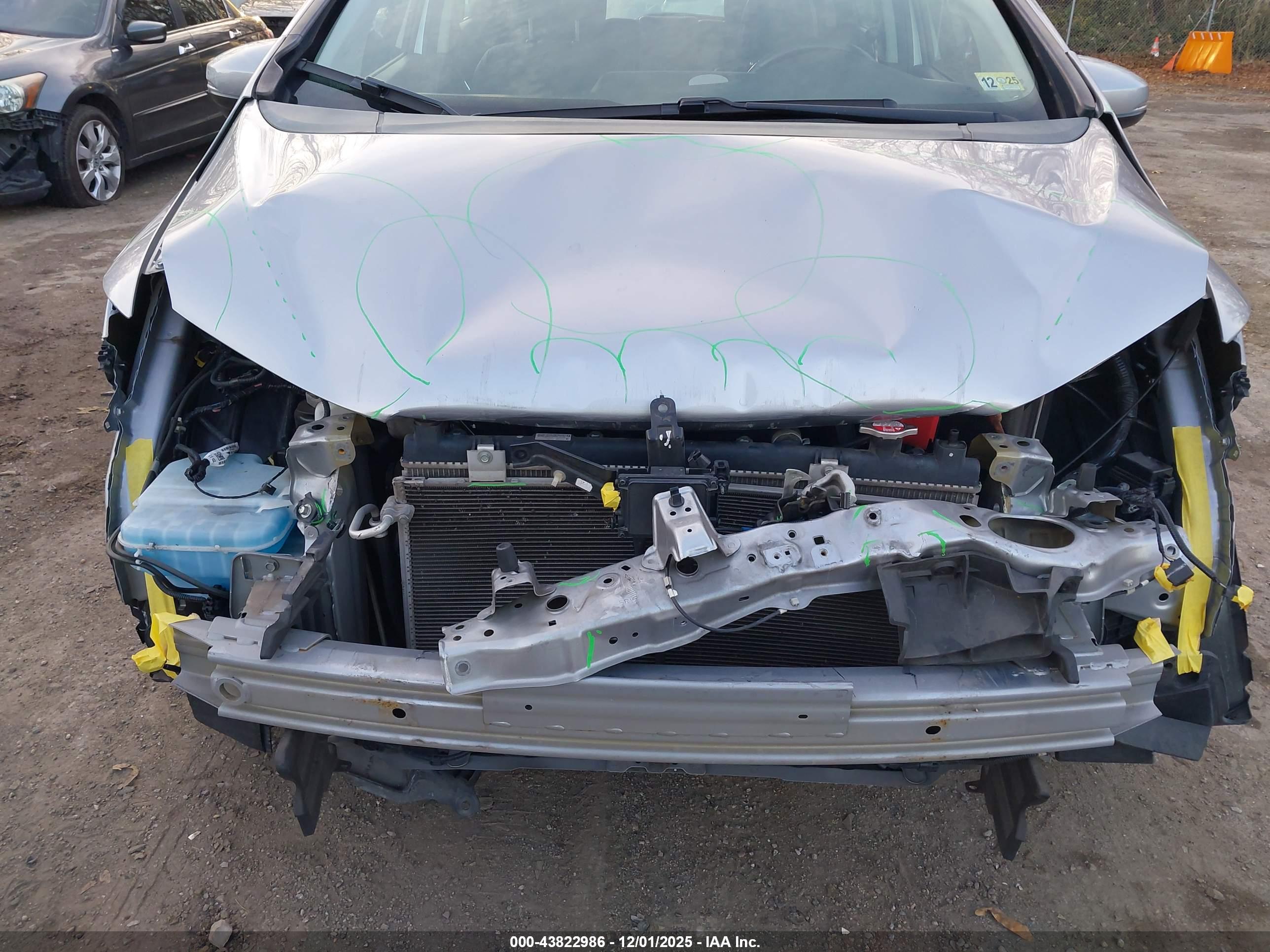 HONDA FIT image 6