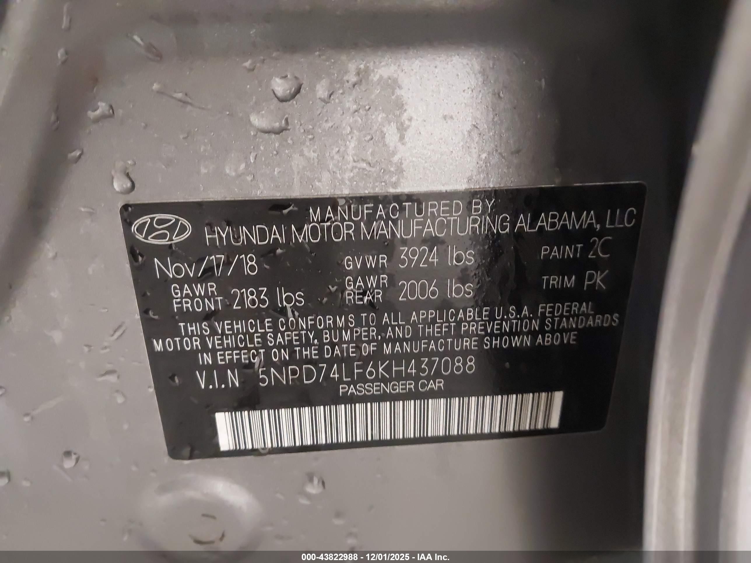 HYUNDAI ELANTRA image 9