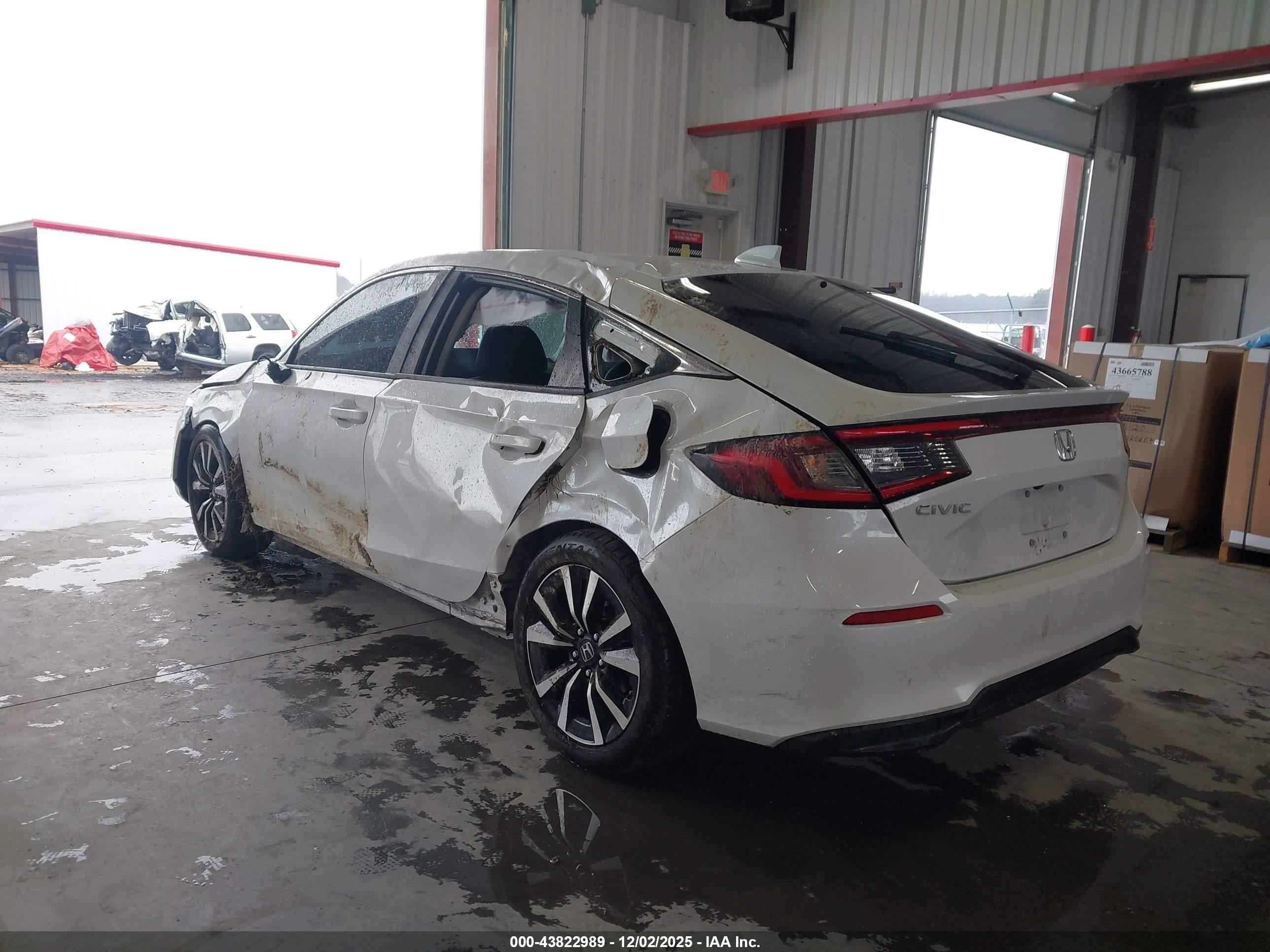 HONDA CIVIC image 3