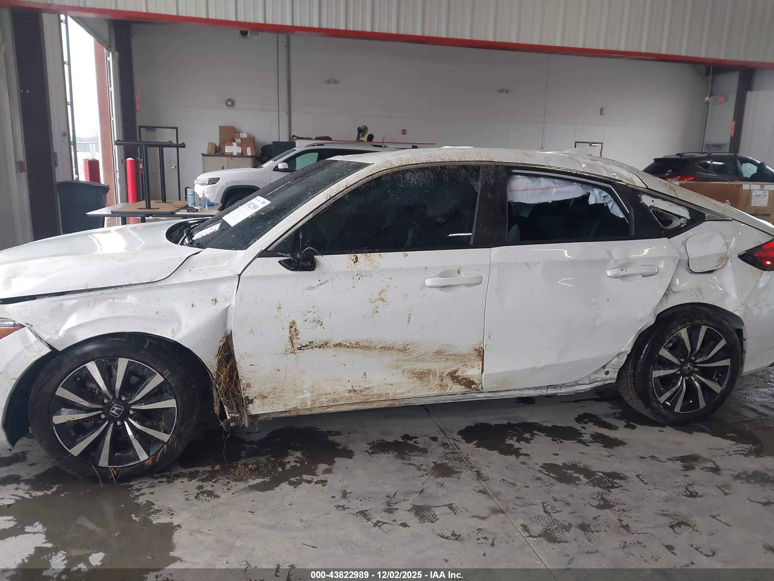 HONDA CIVIC image 6