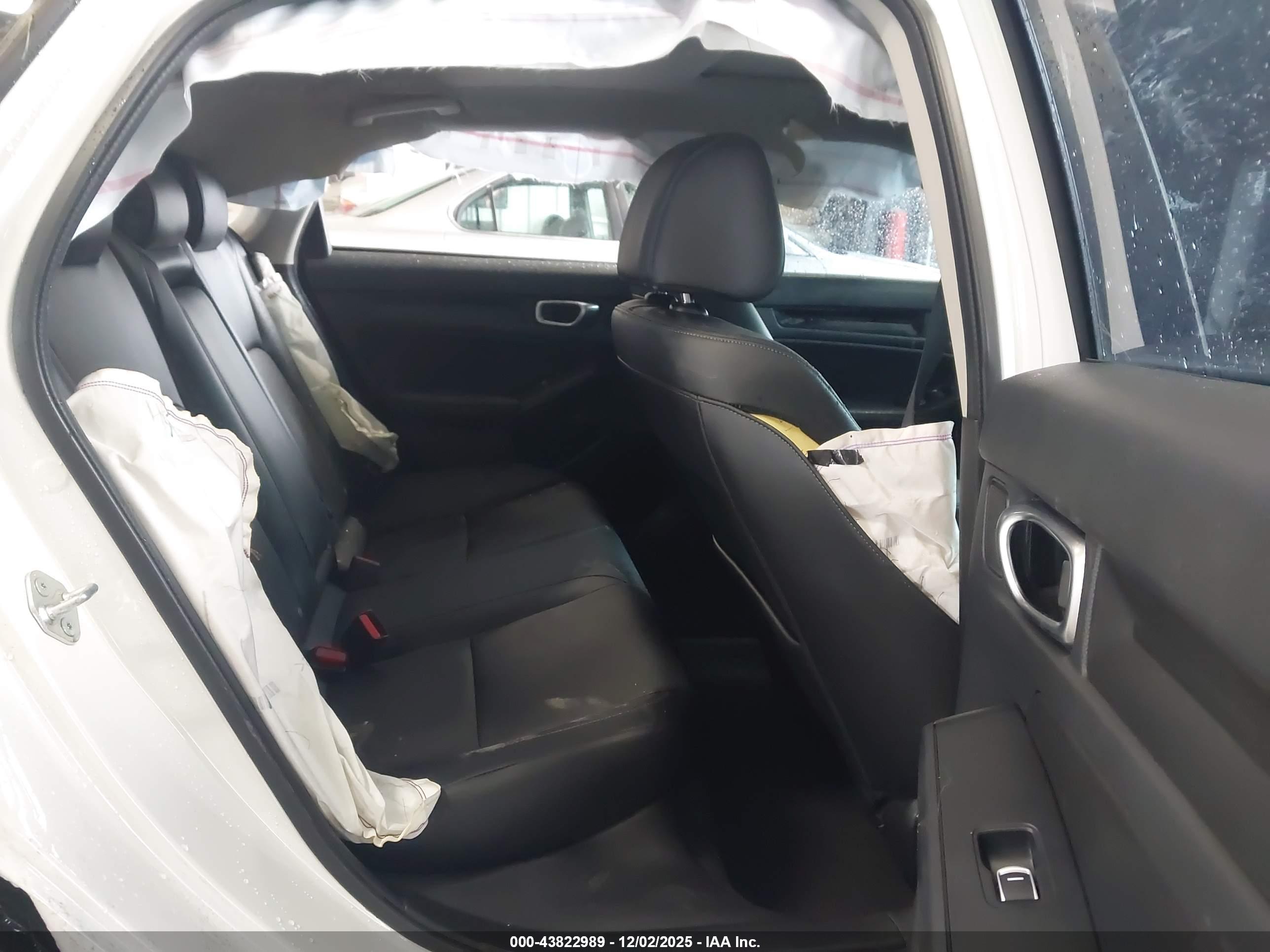 HONDA CIVIC image 8