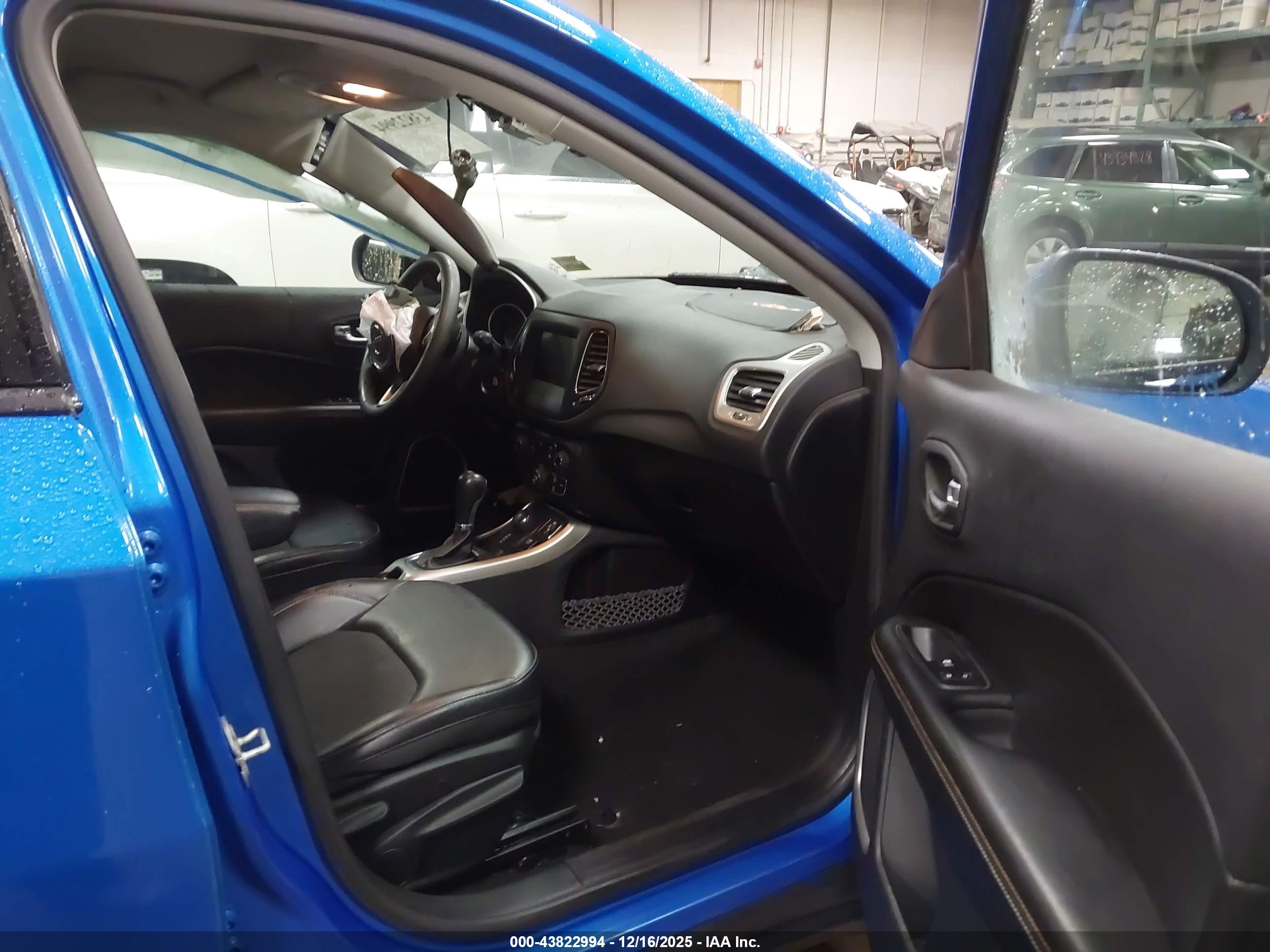 JEEP COMPASS image 5