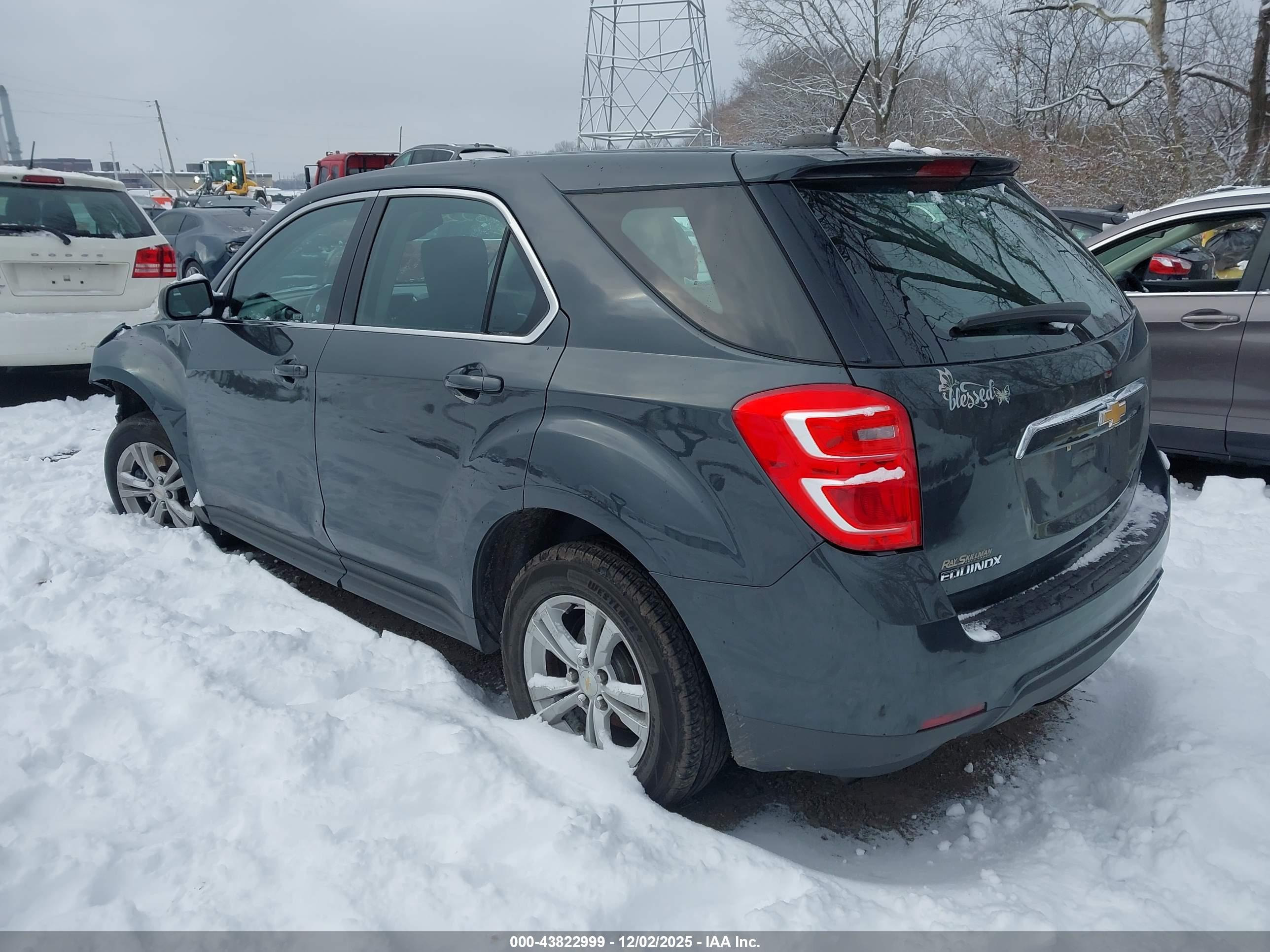 CHEVROLET EQUINOX image 3
