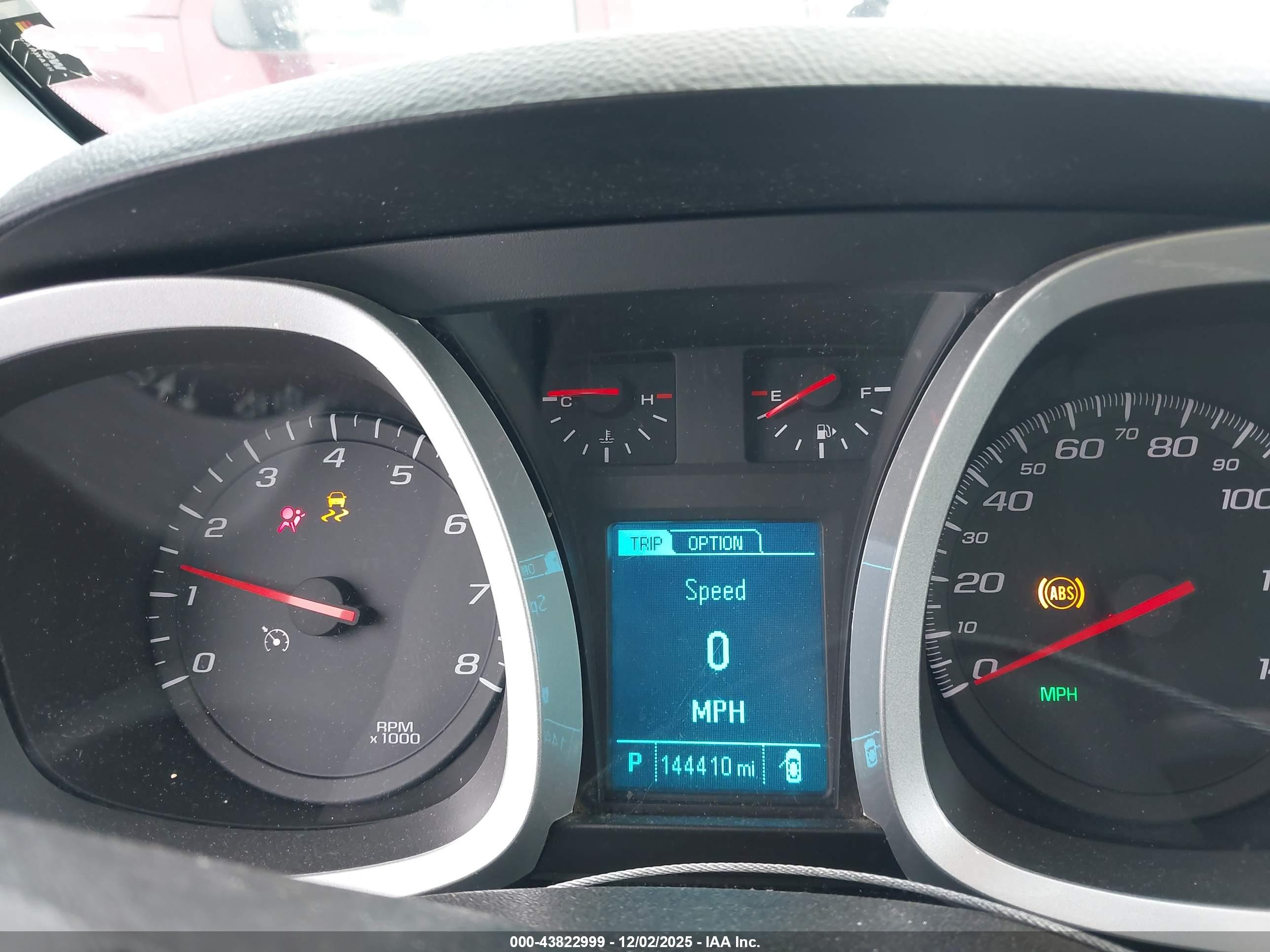 CHEVROLET EQUINOX image 7