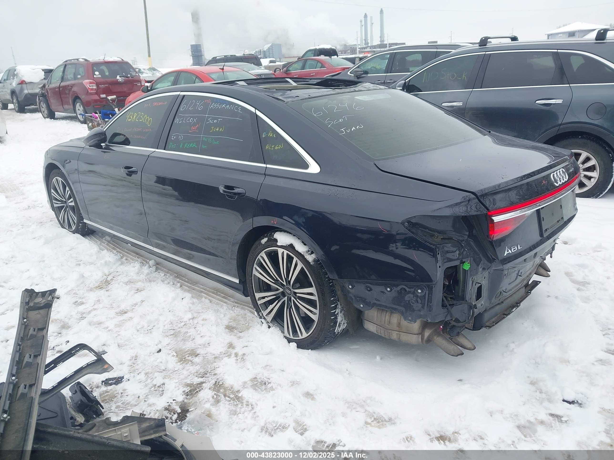 AUDI A8 image 3