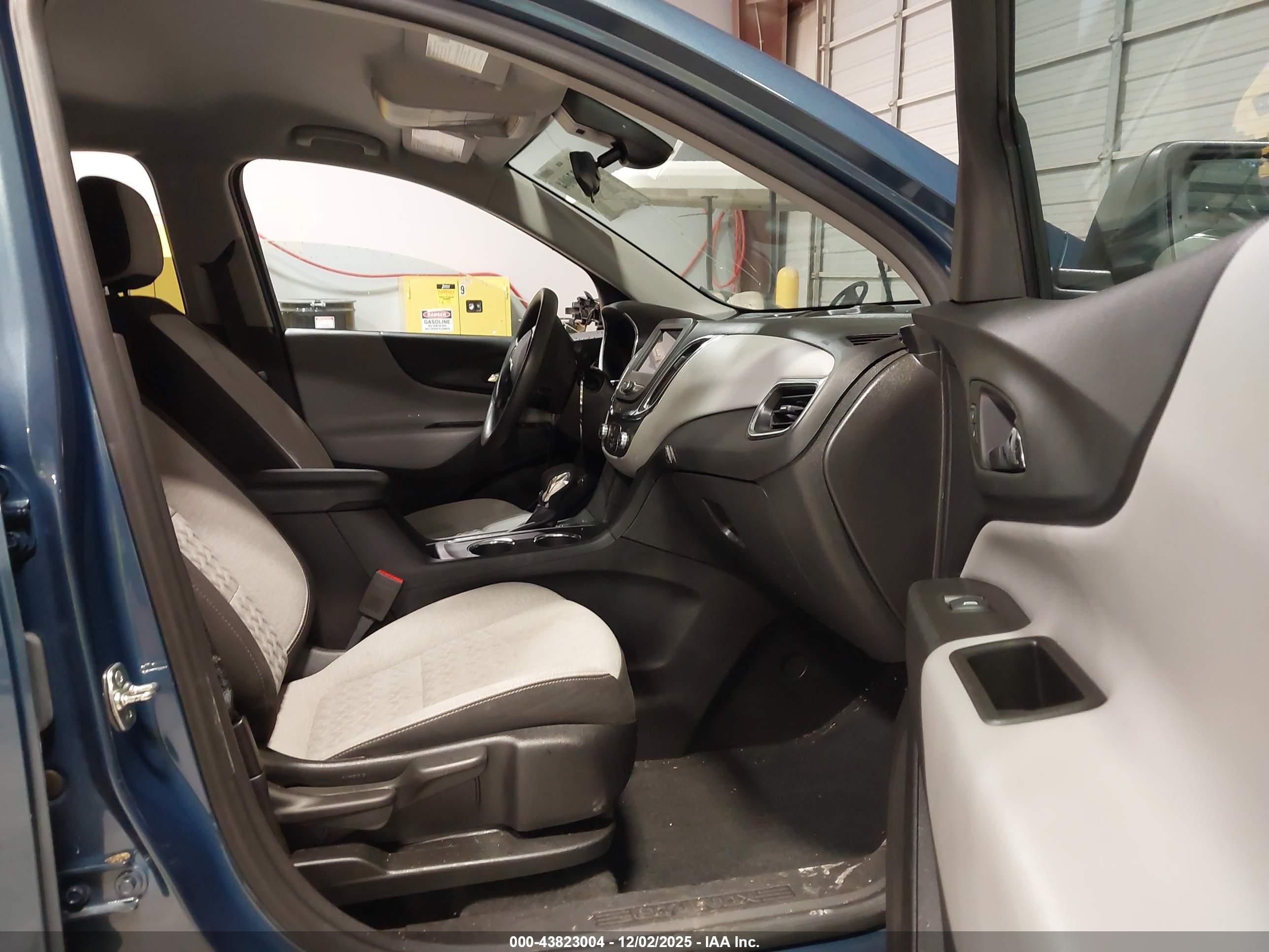 CHEVROLET EQUINOX image 5