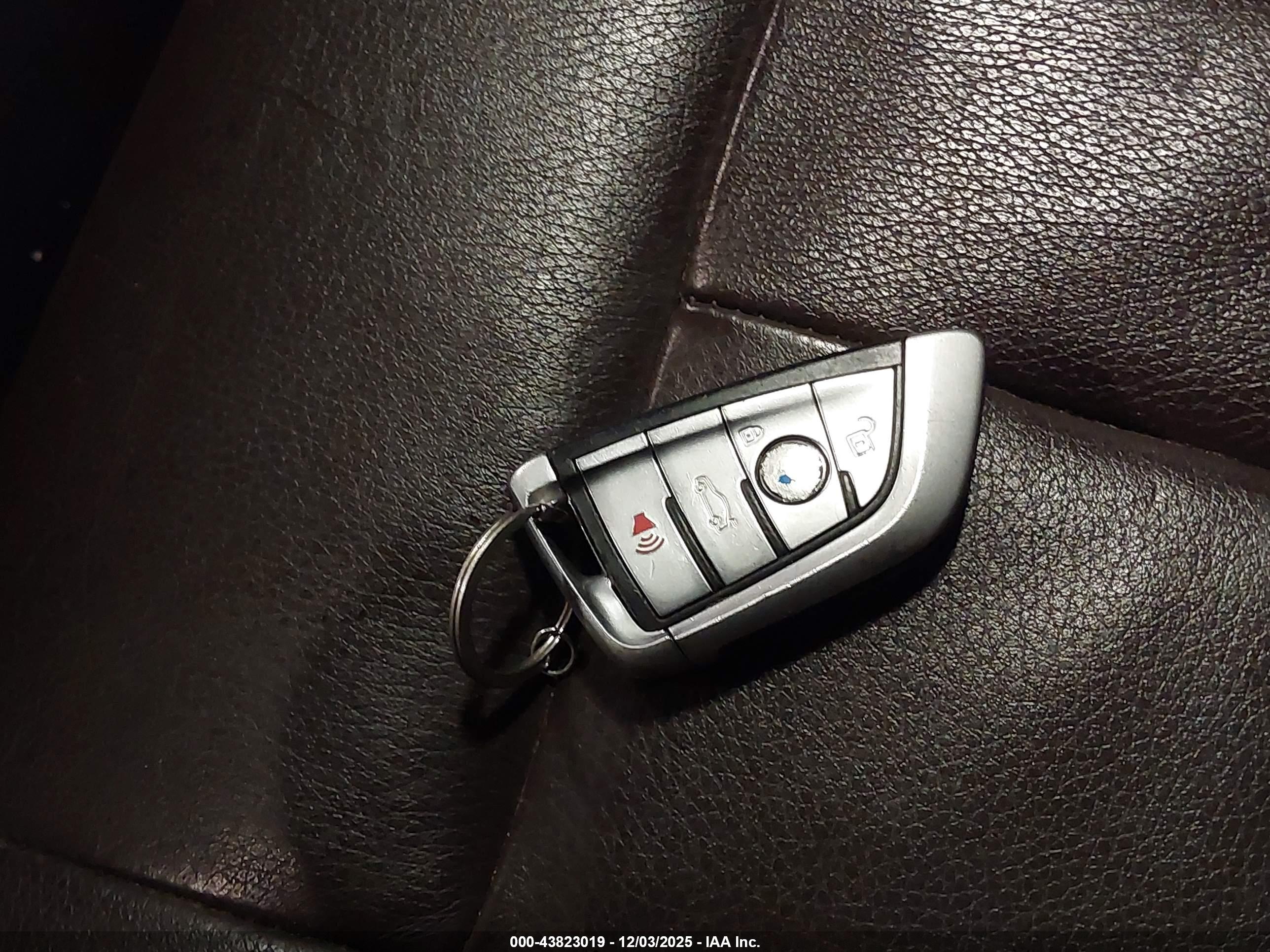 BMW X5 image 11