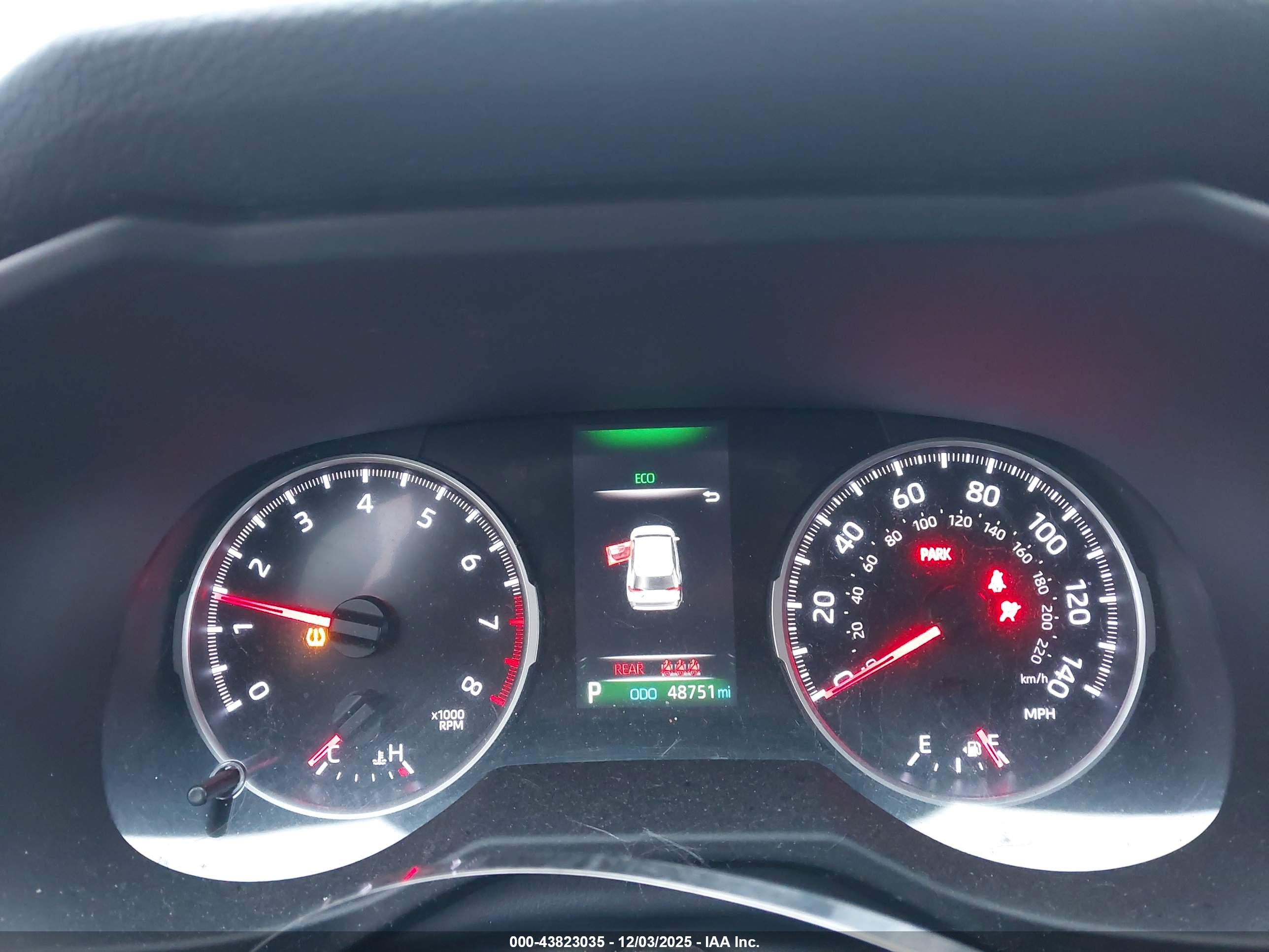 TOYOTA RAV4 image 7