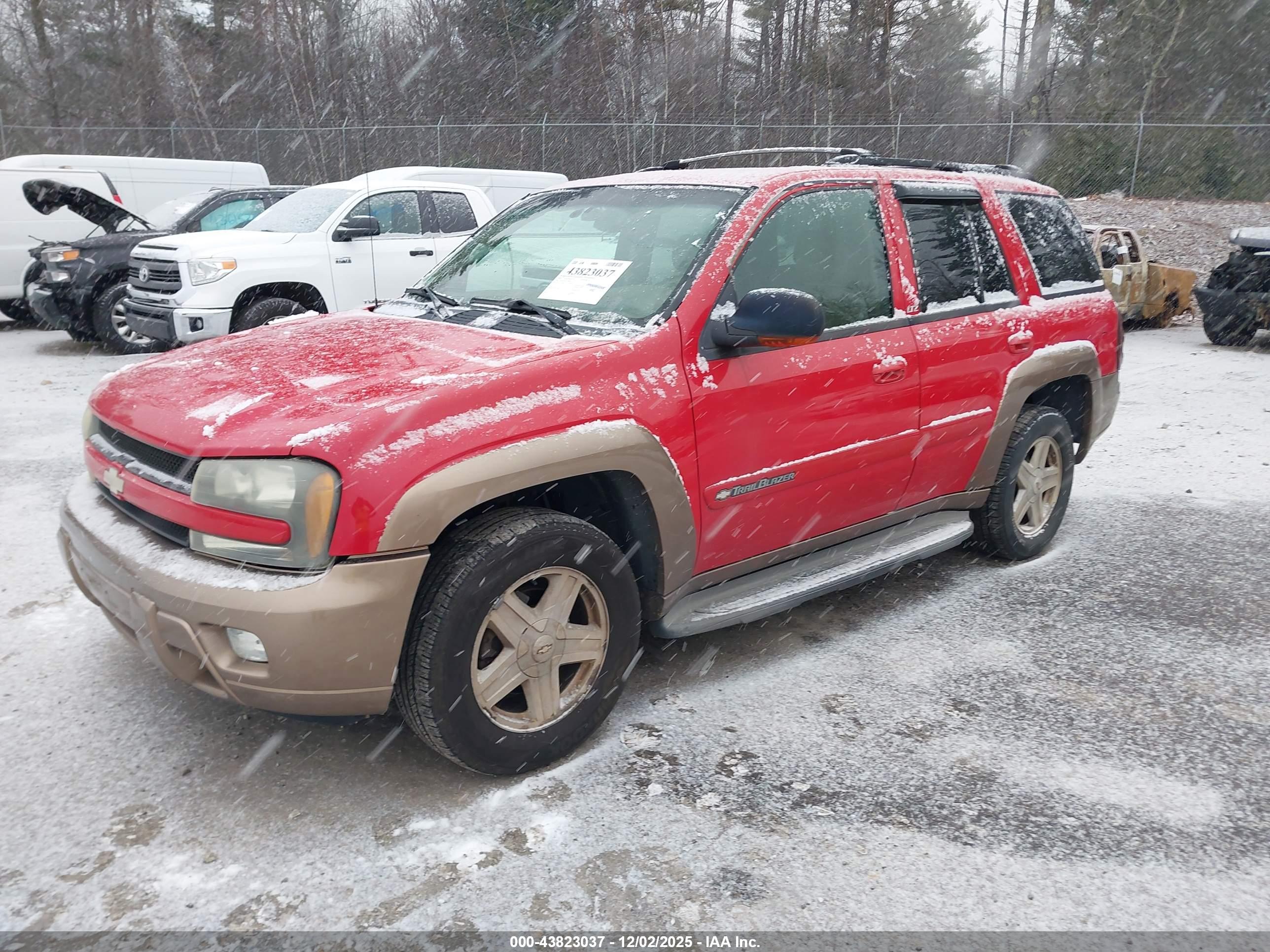 CHEVROLET TRAILBLAZER image 2