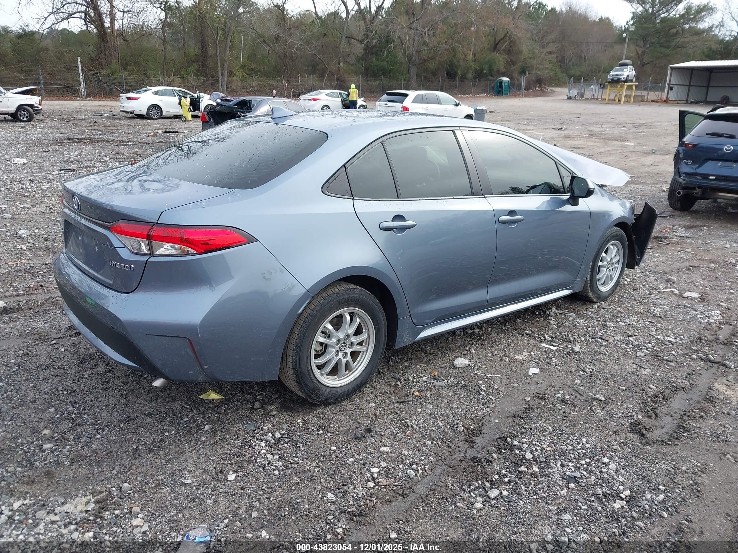 TOYOTA COROLLA image 4