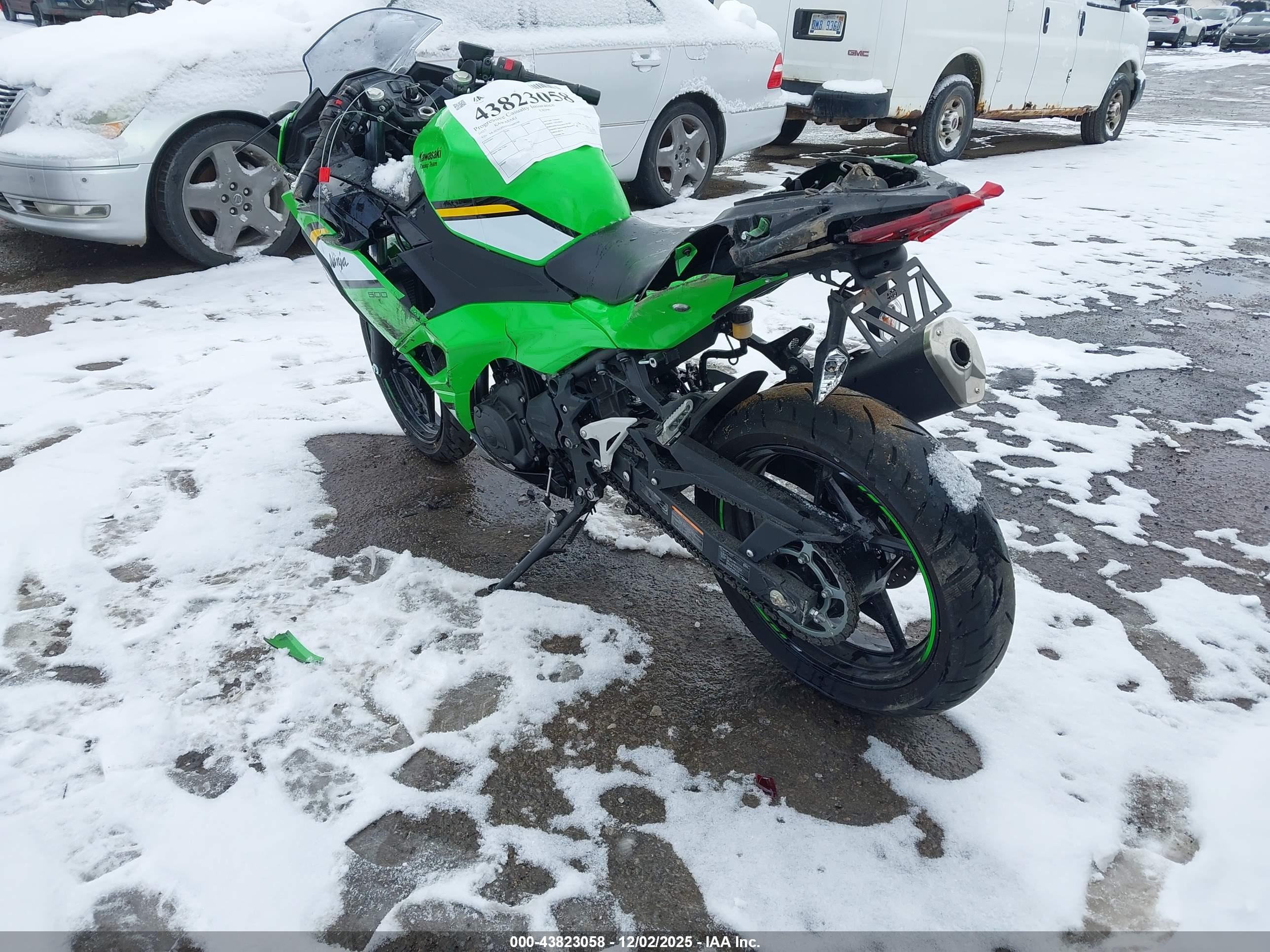 KAWASAKI EX500 image 3