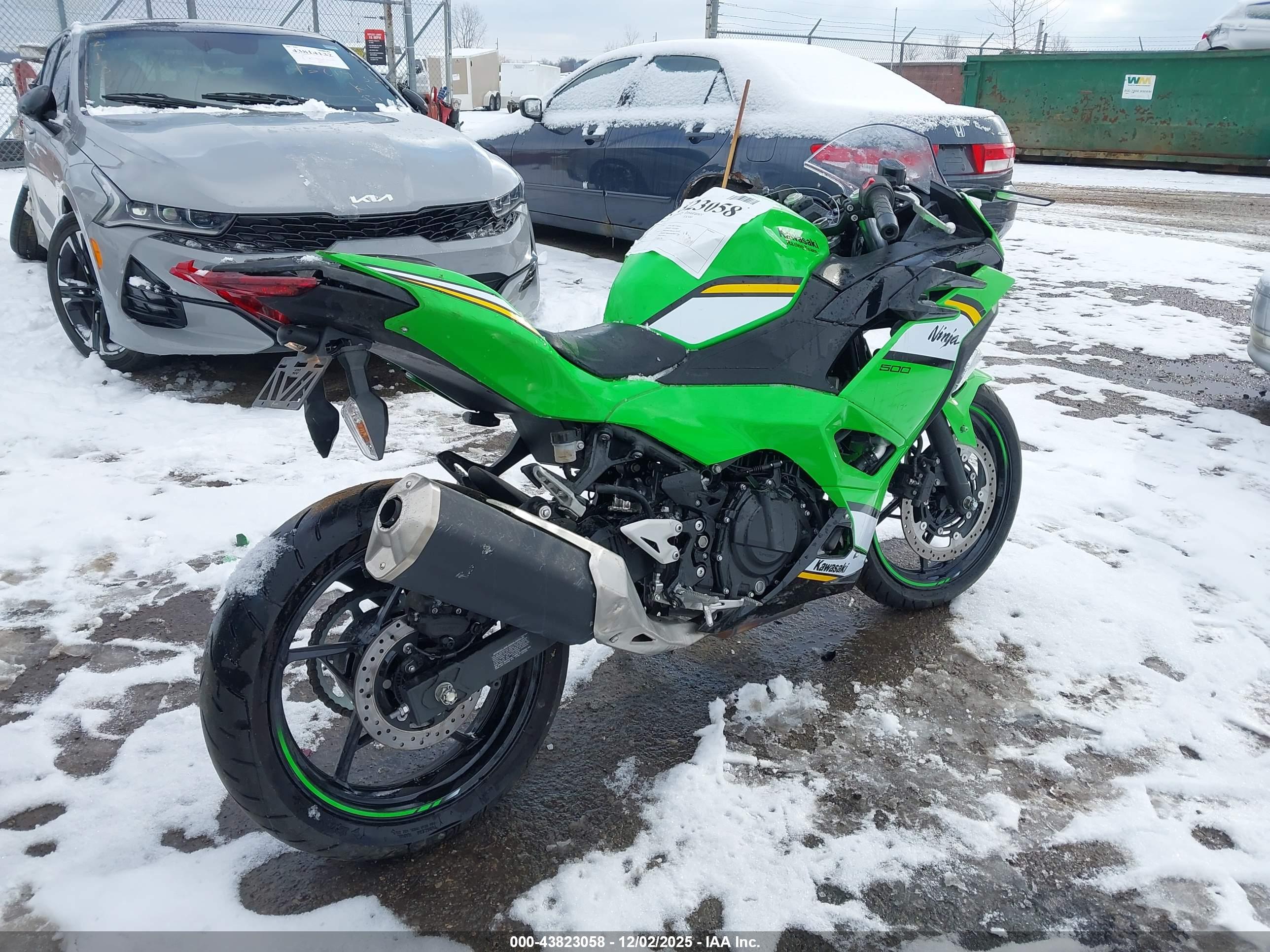 KAWASAKI EX500 image 4