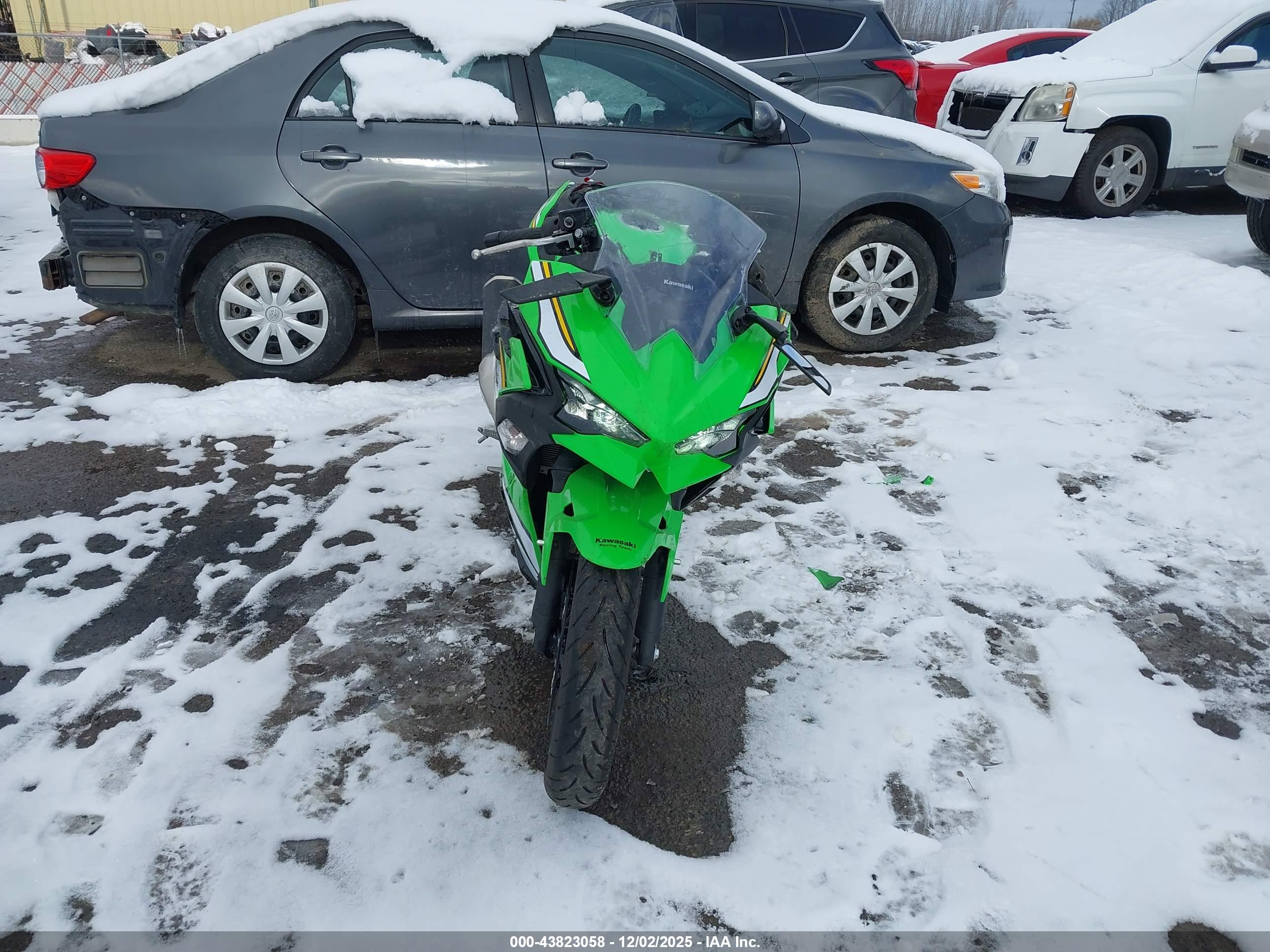 KAWASAKI EX500 image 5
