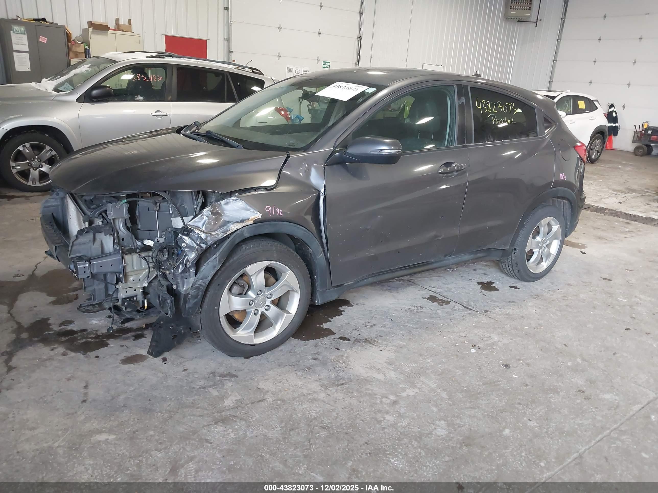 HONDA HR-V image 2