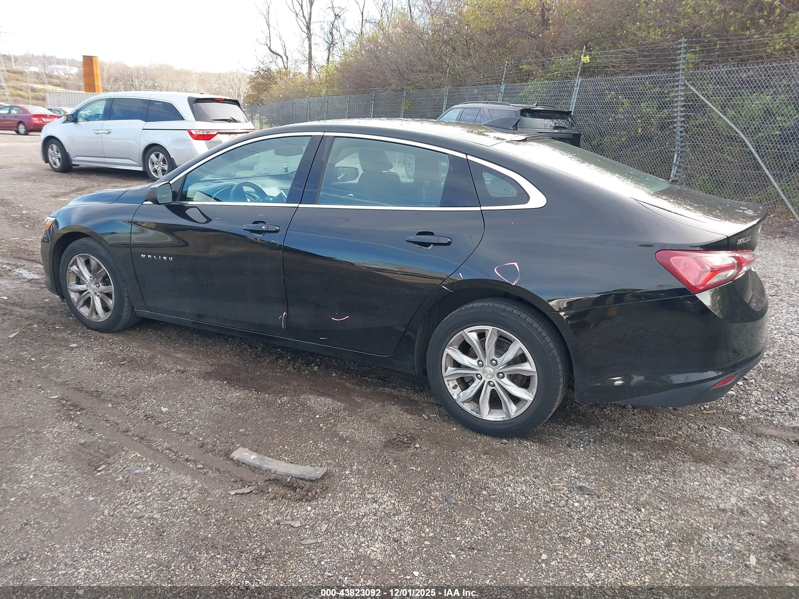 CHEVROLET MALIBU image 3
