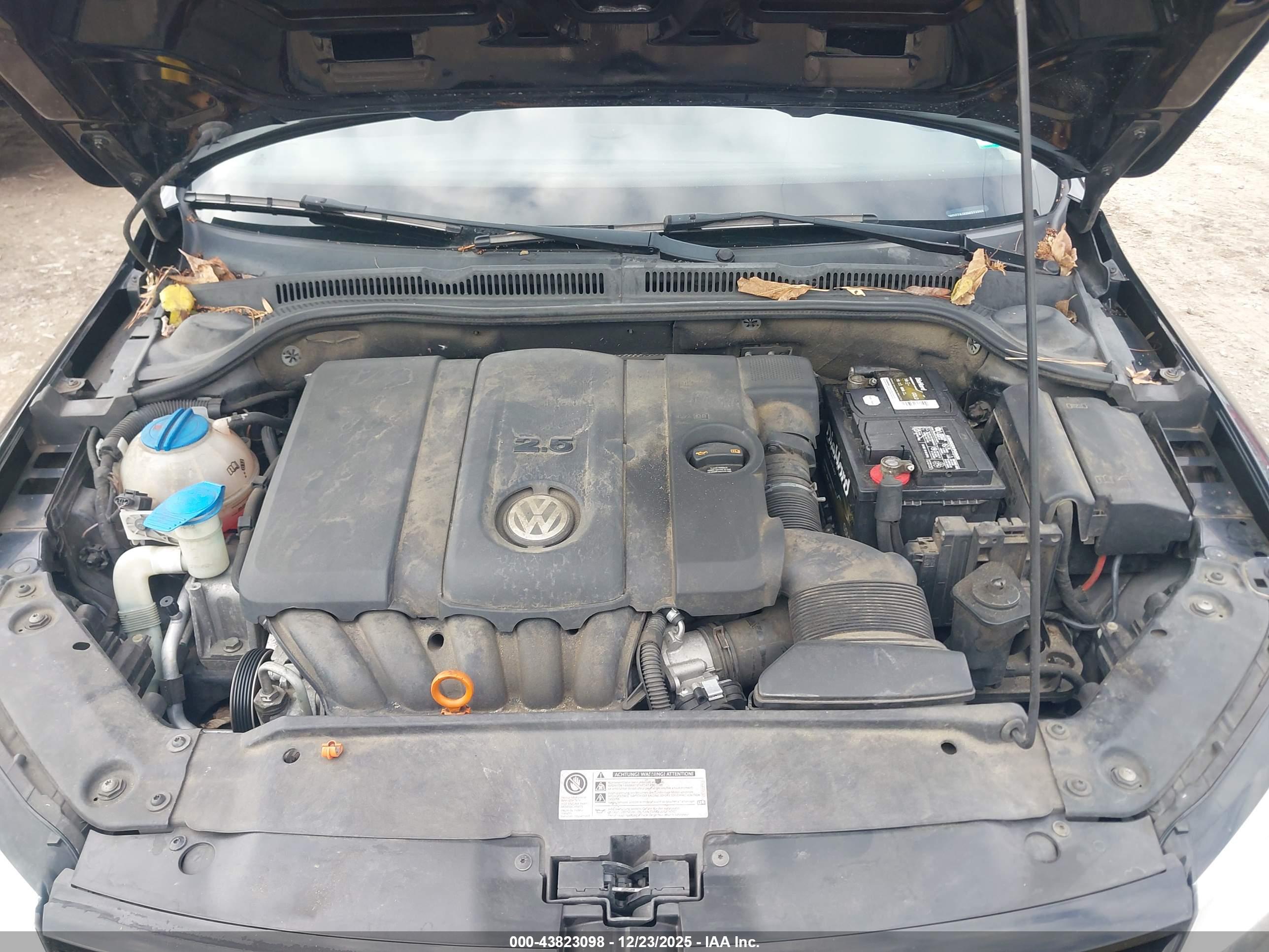 VOLKSWAGEN JETTA image 10