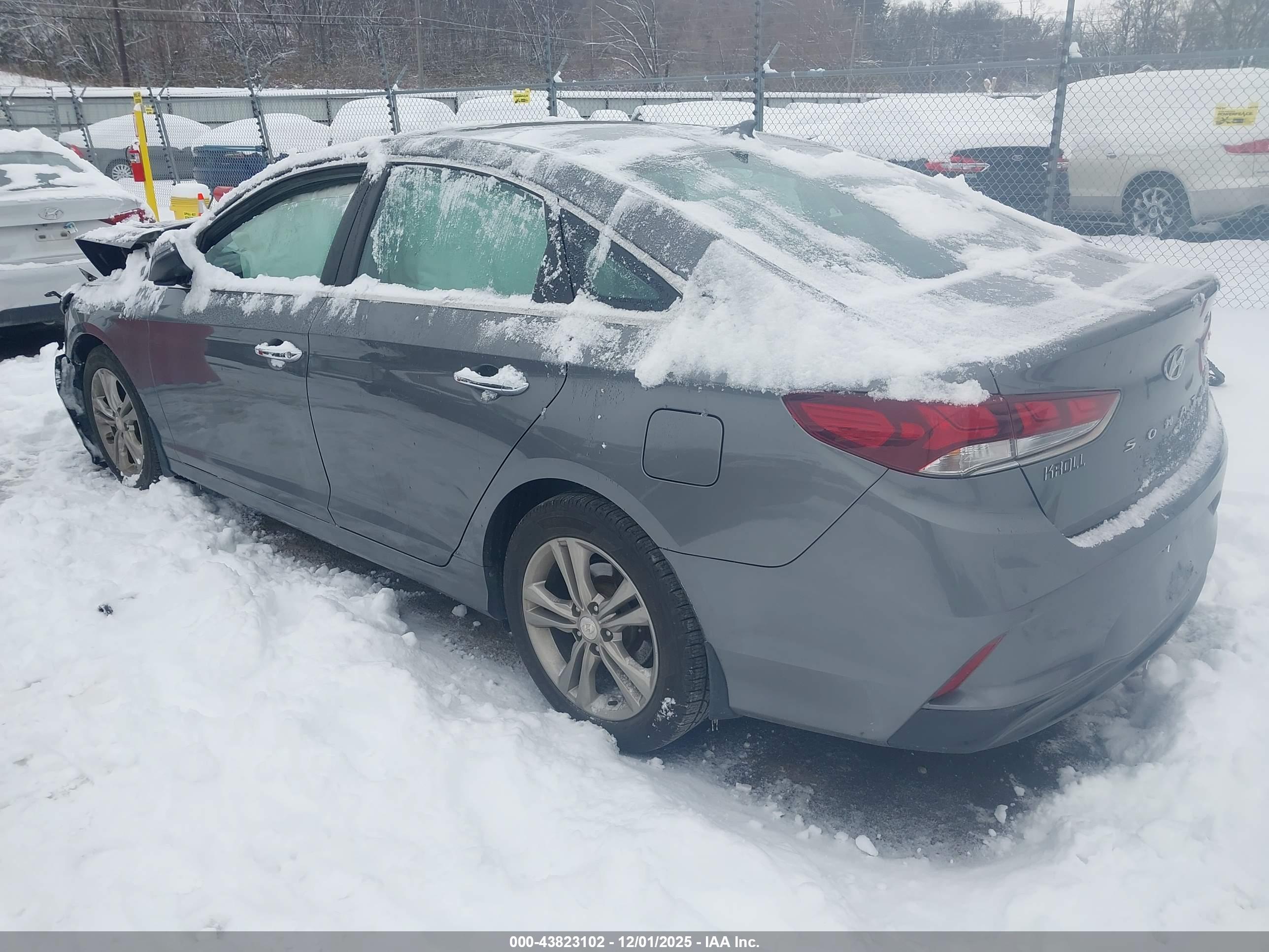 HYUNDAI SONATA image 3
