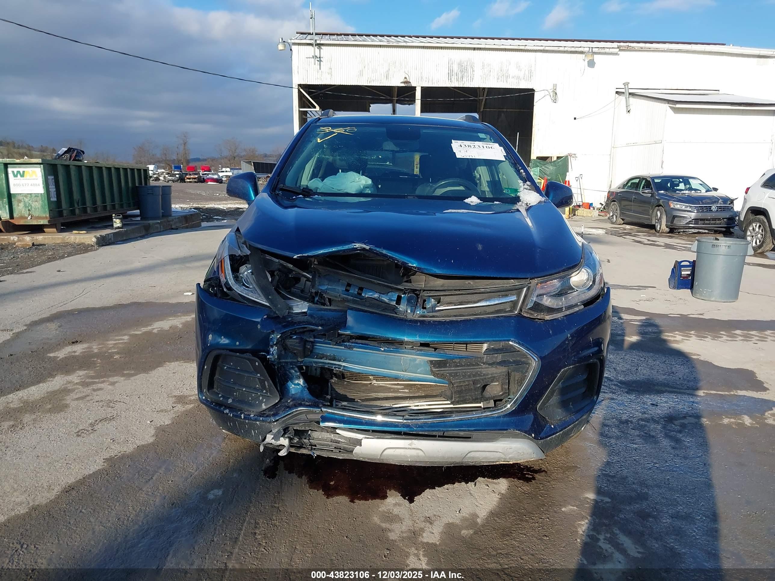 CHEVROLET TRAX image 6