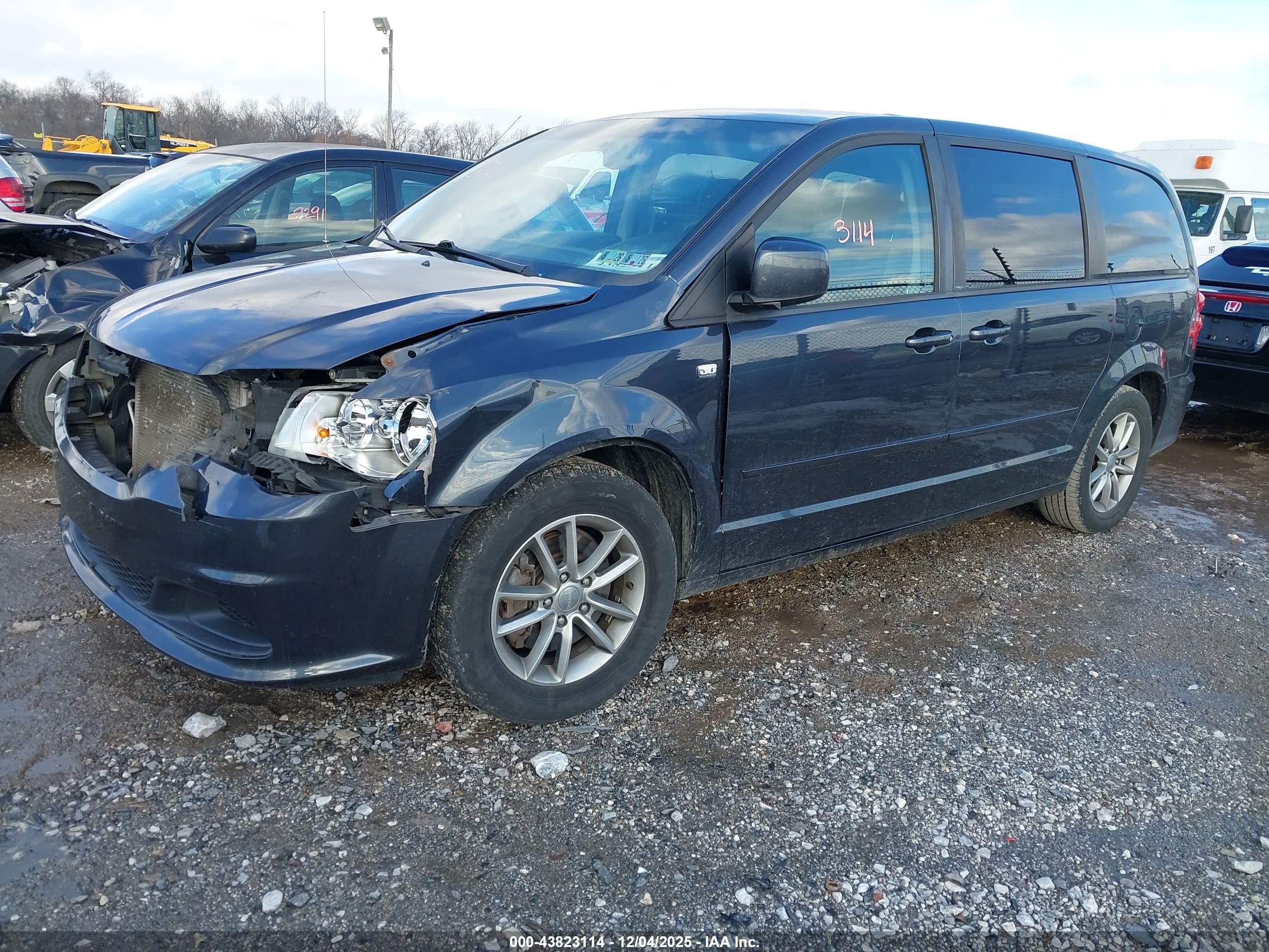 DODGE GRAND image 2