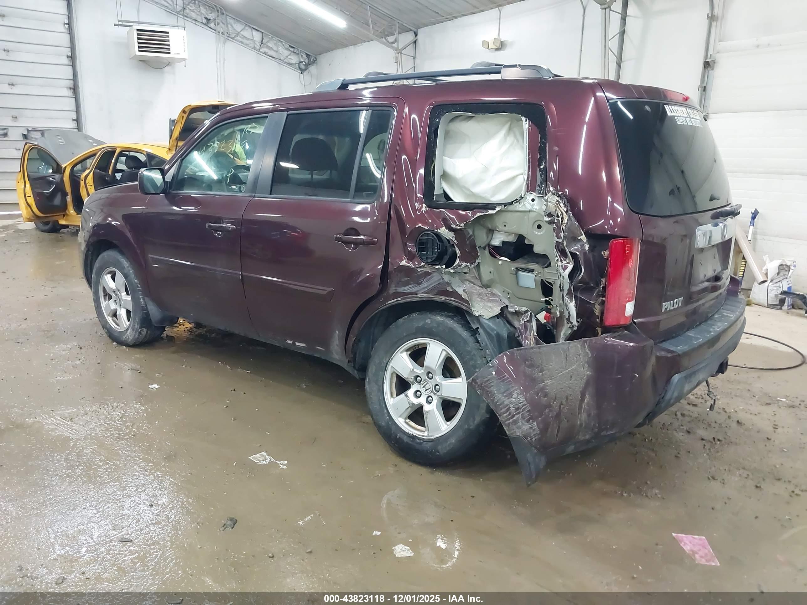 HONDA PILOT image 3