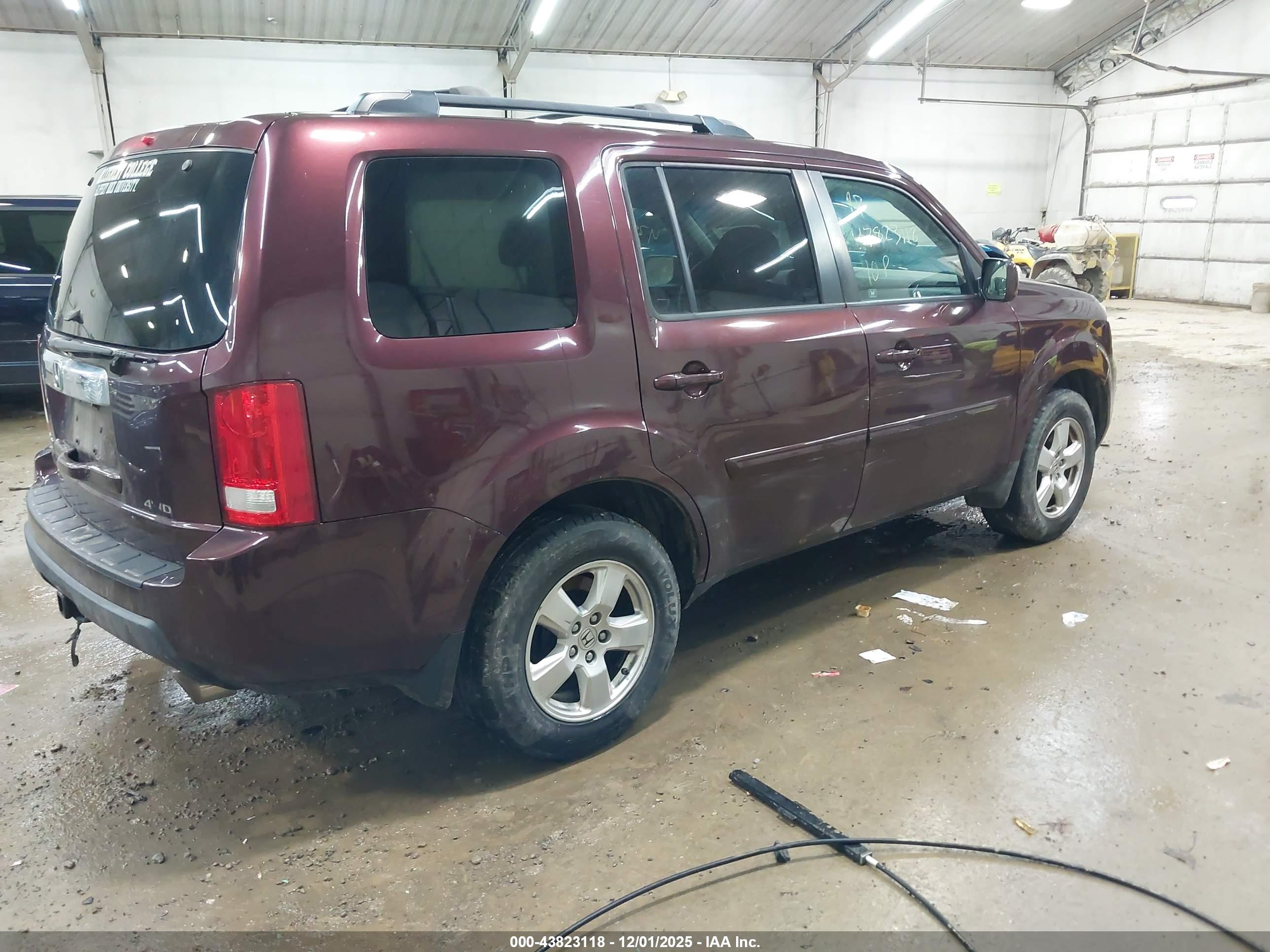 HONDA PILOT image 4