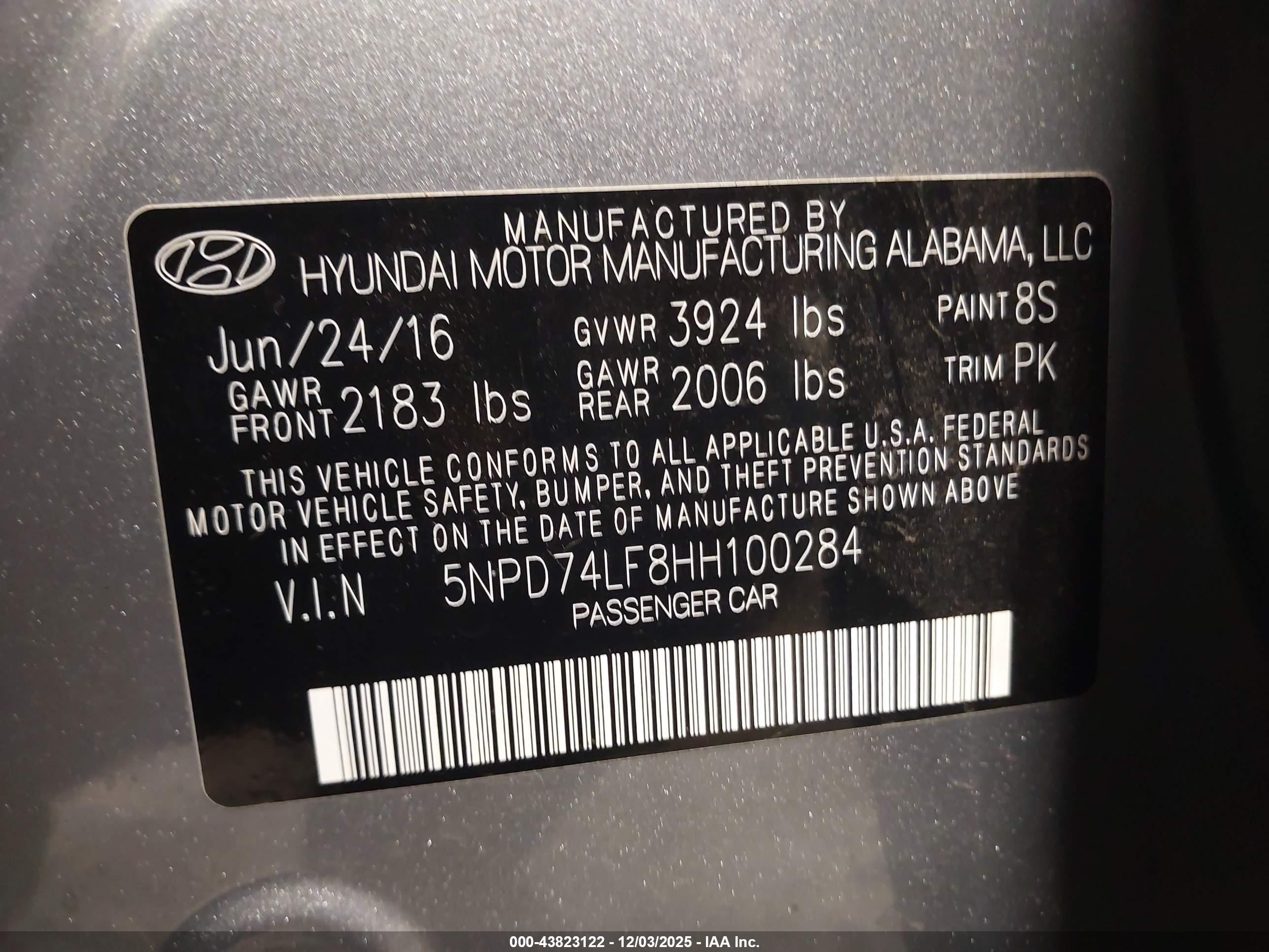 HYUNDAI ELANTRA image 9