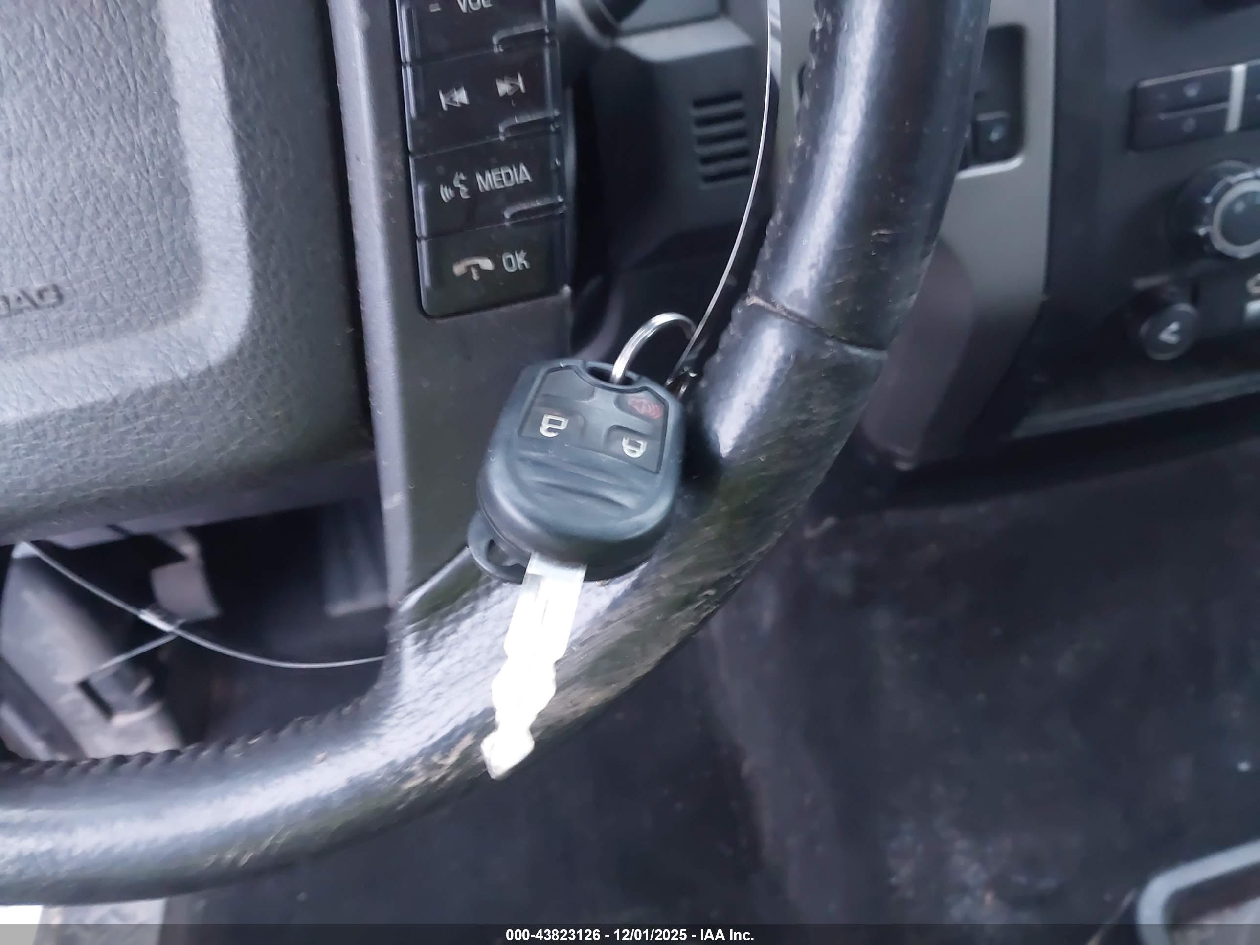 FORD F-150 image 11