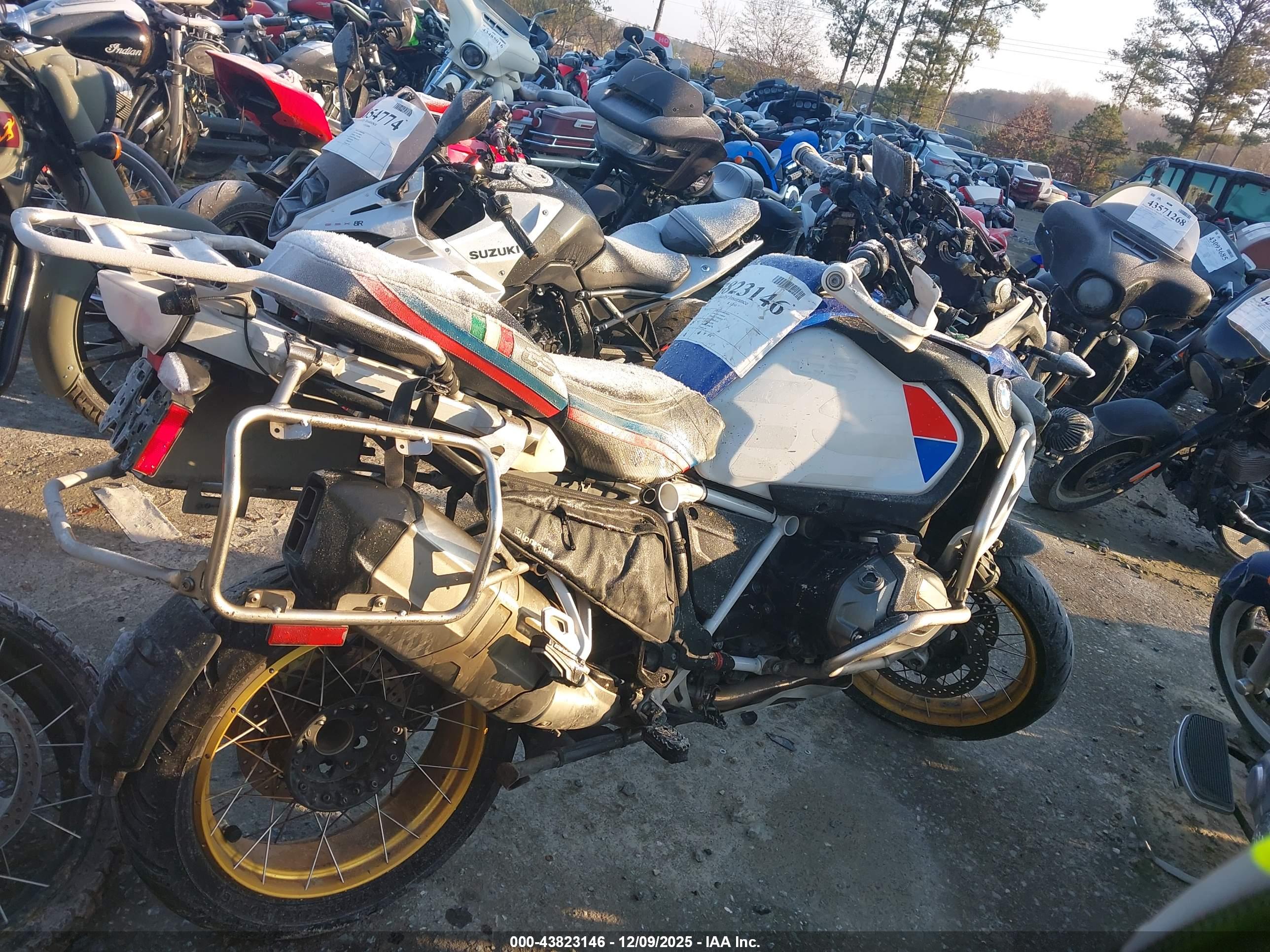 BMW R image 4