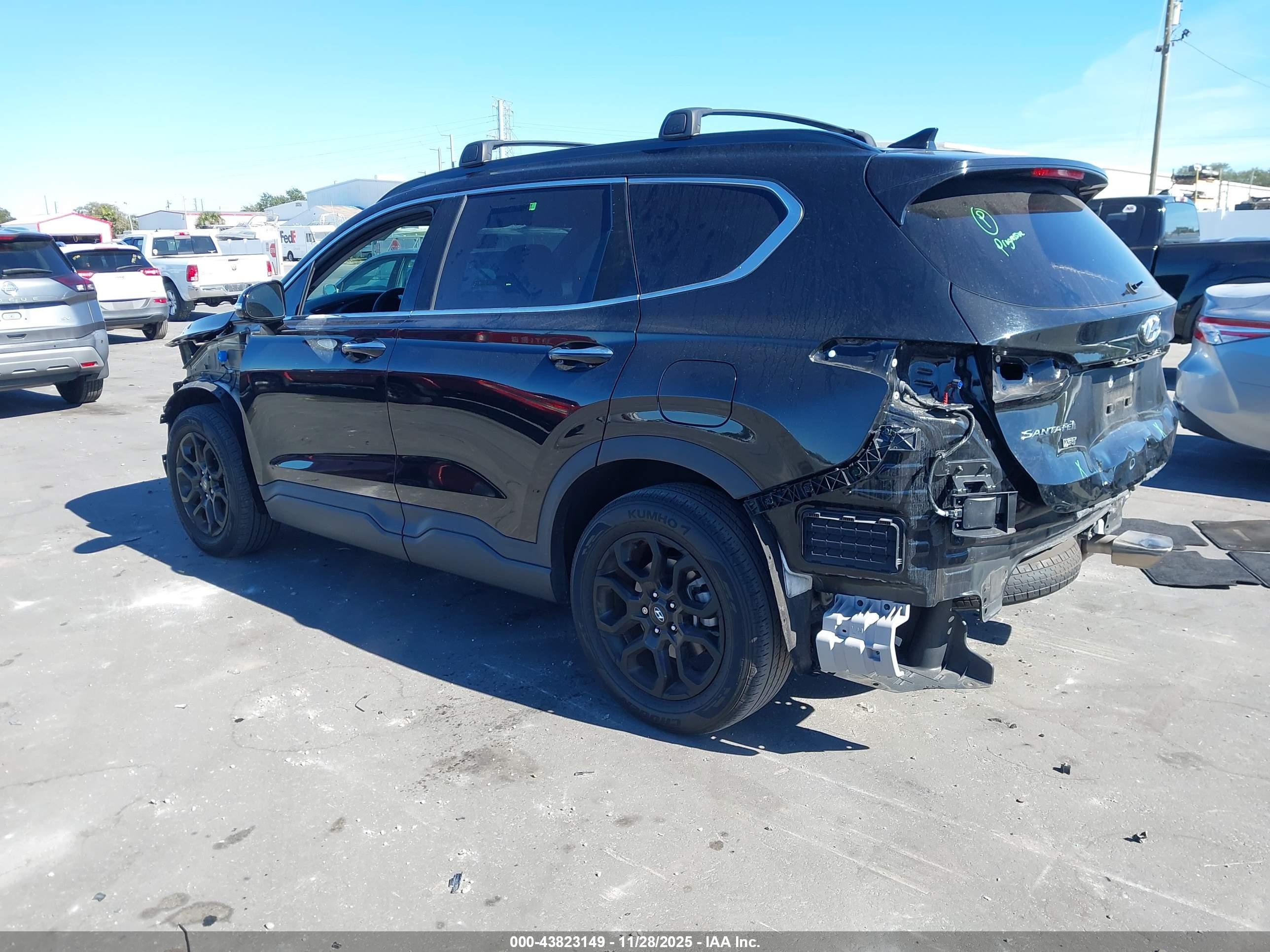 HYUNDAI SANTA image 3