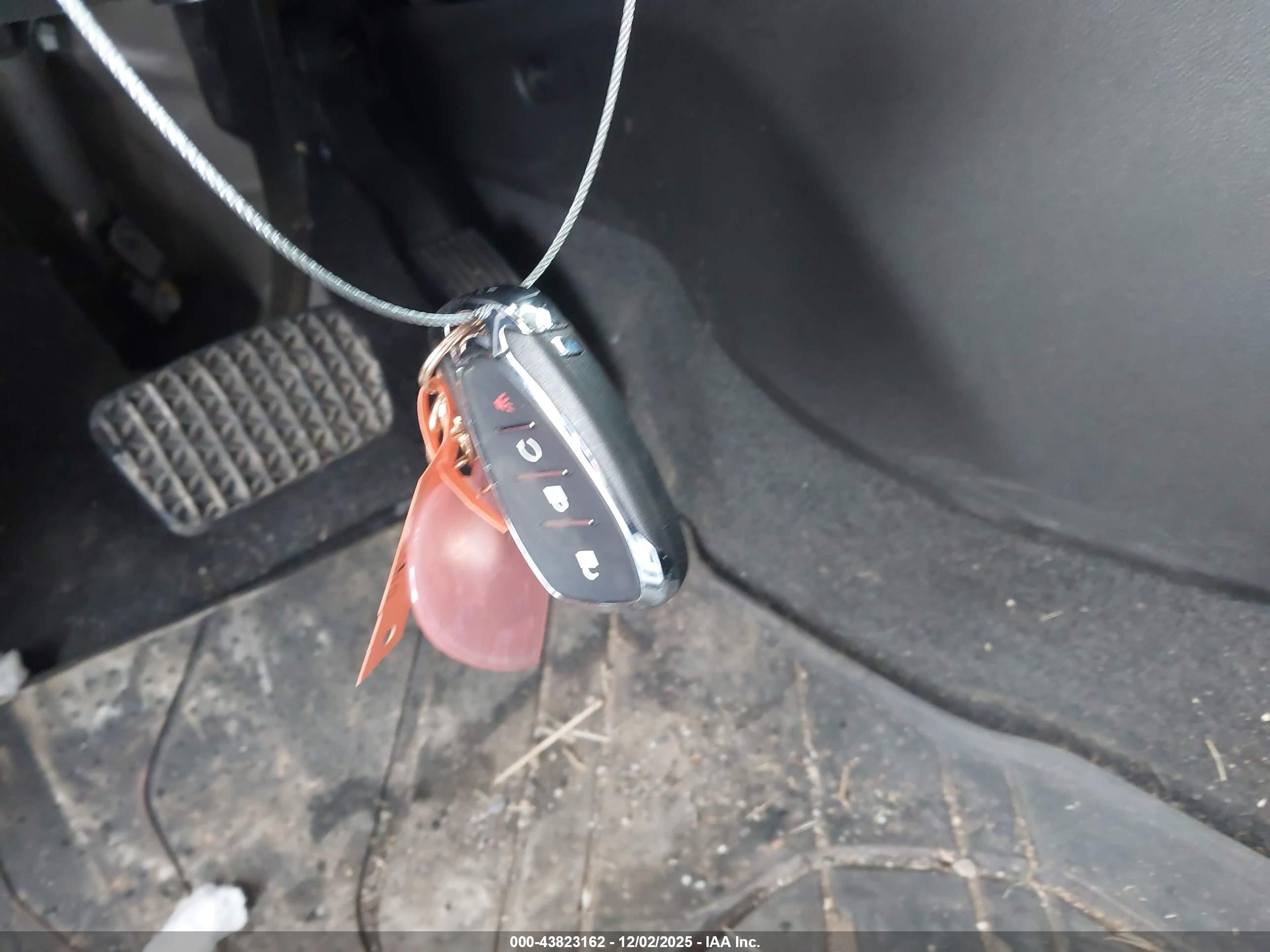 CHEVROLET TRAX image 11
