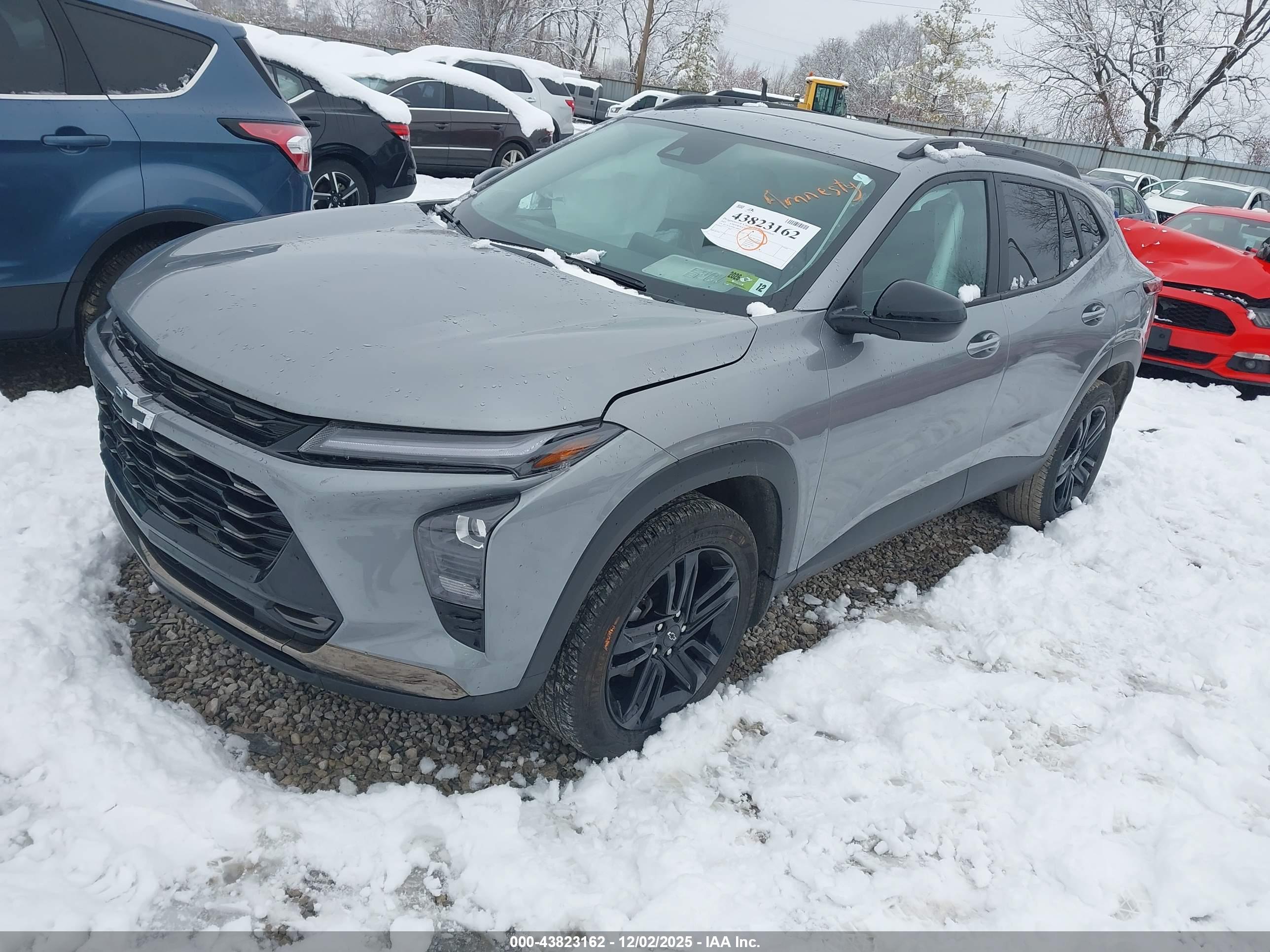 CHEVROLET TRAX image 2