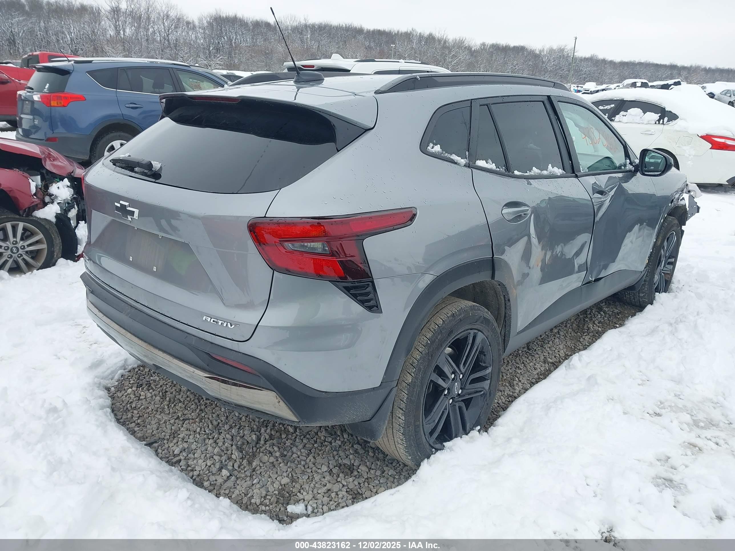 CHEVROLET TRAX image 4